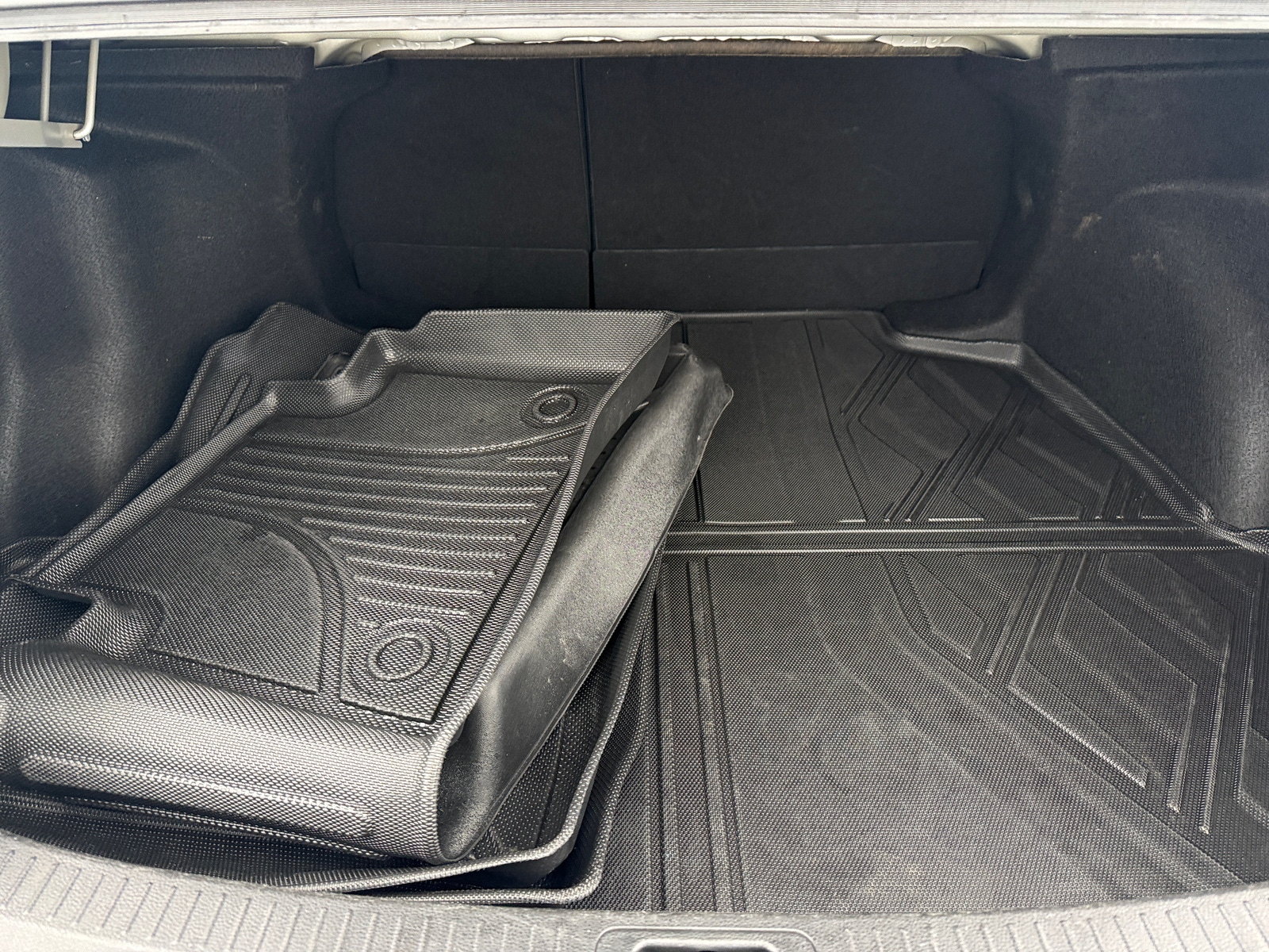 Thumbnail: 2023 Toyota Corolla - 7