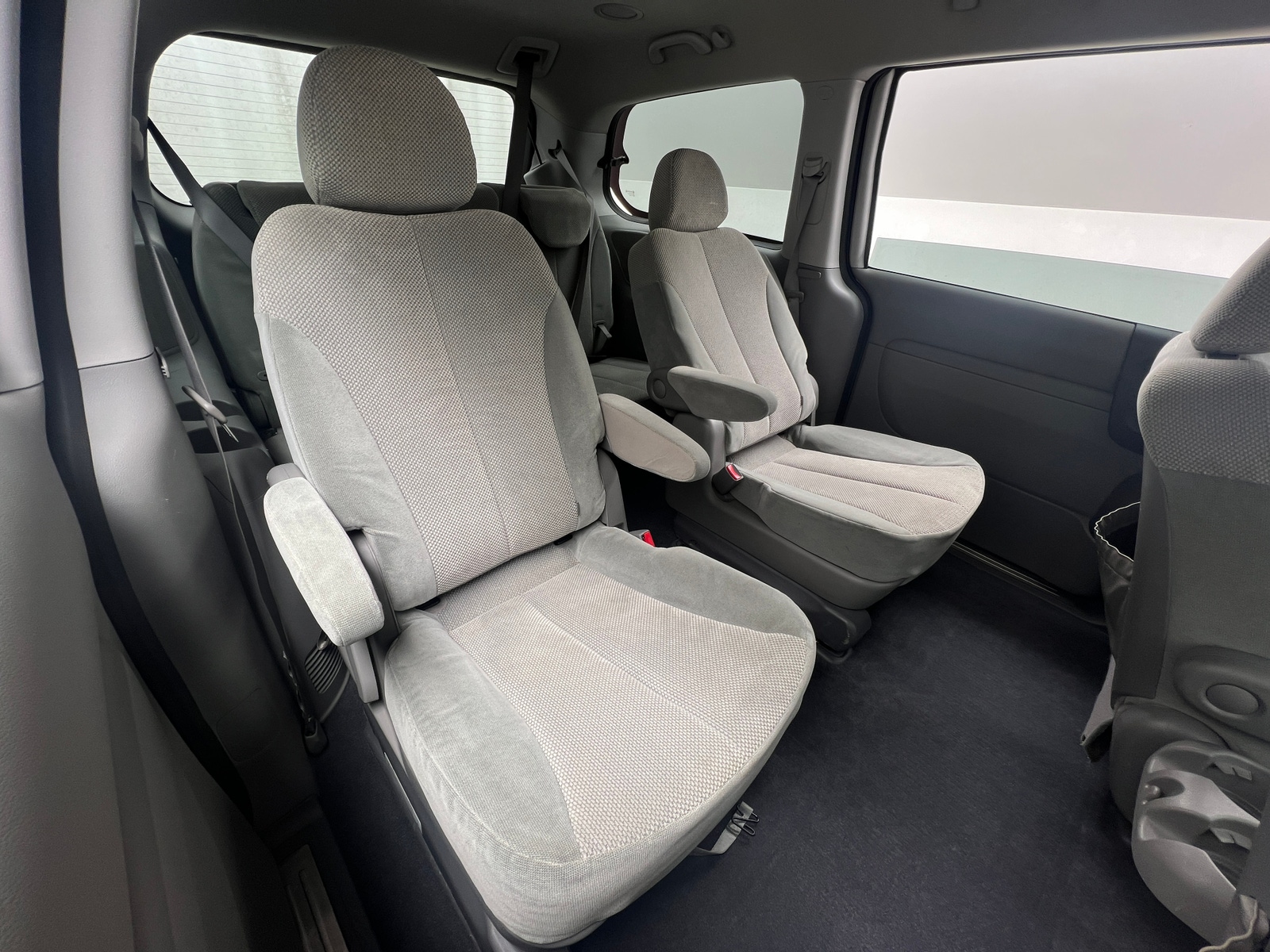 Thumbnail: 2012 Kia Sedona - 6