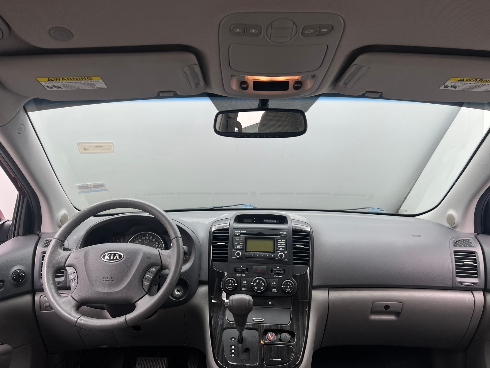 Thumbnail: 2012 Kia Sedona - 3