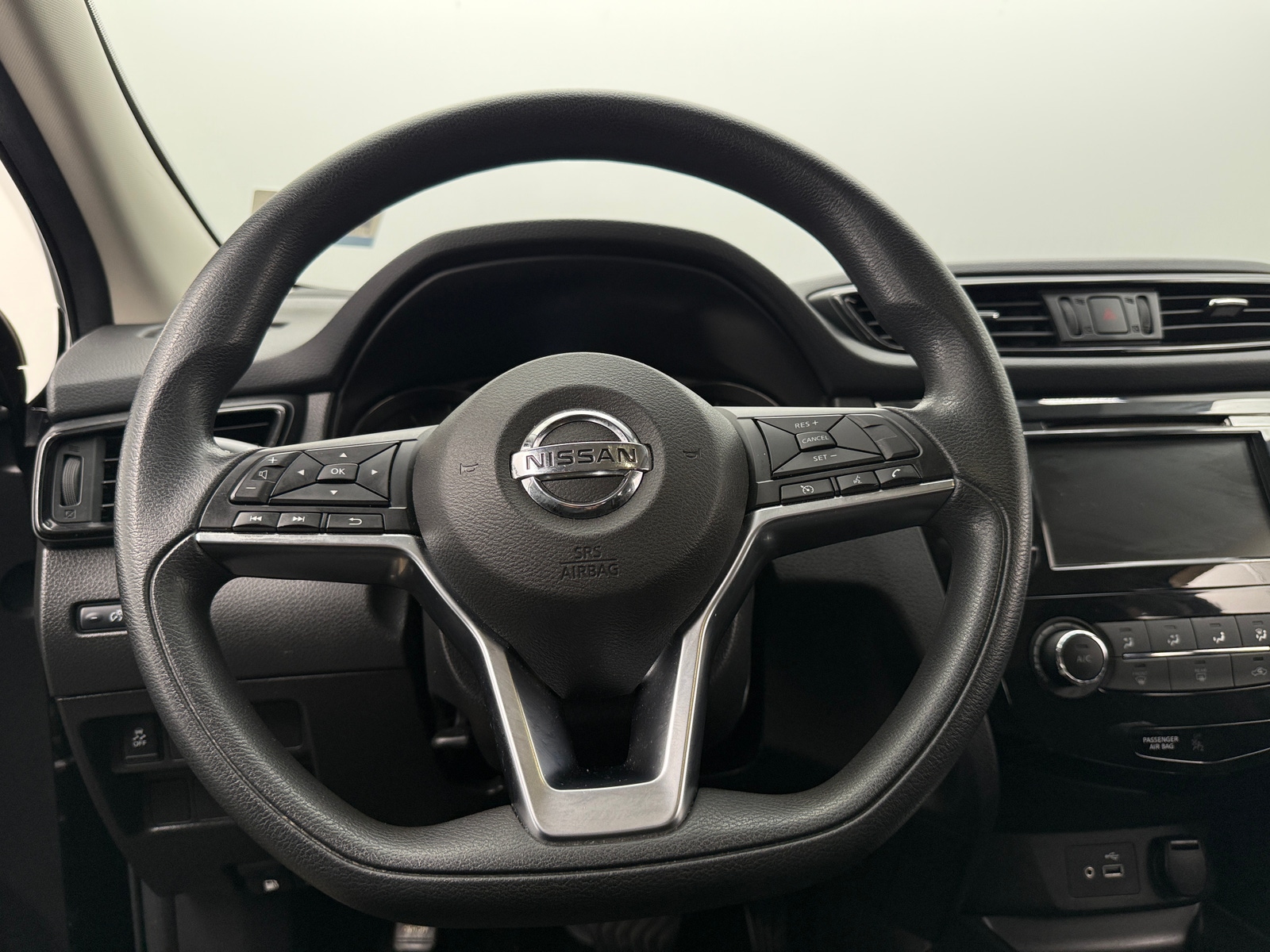 Thumbnail: 2019 Nissan Rogue Sport - 5