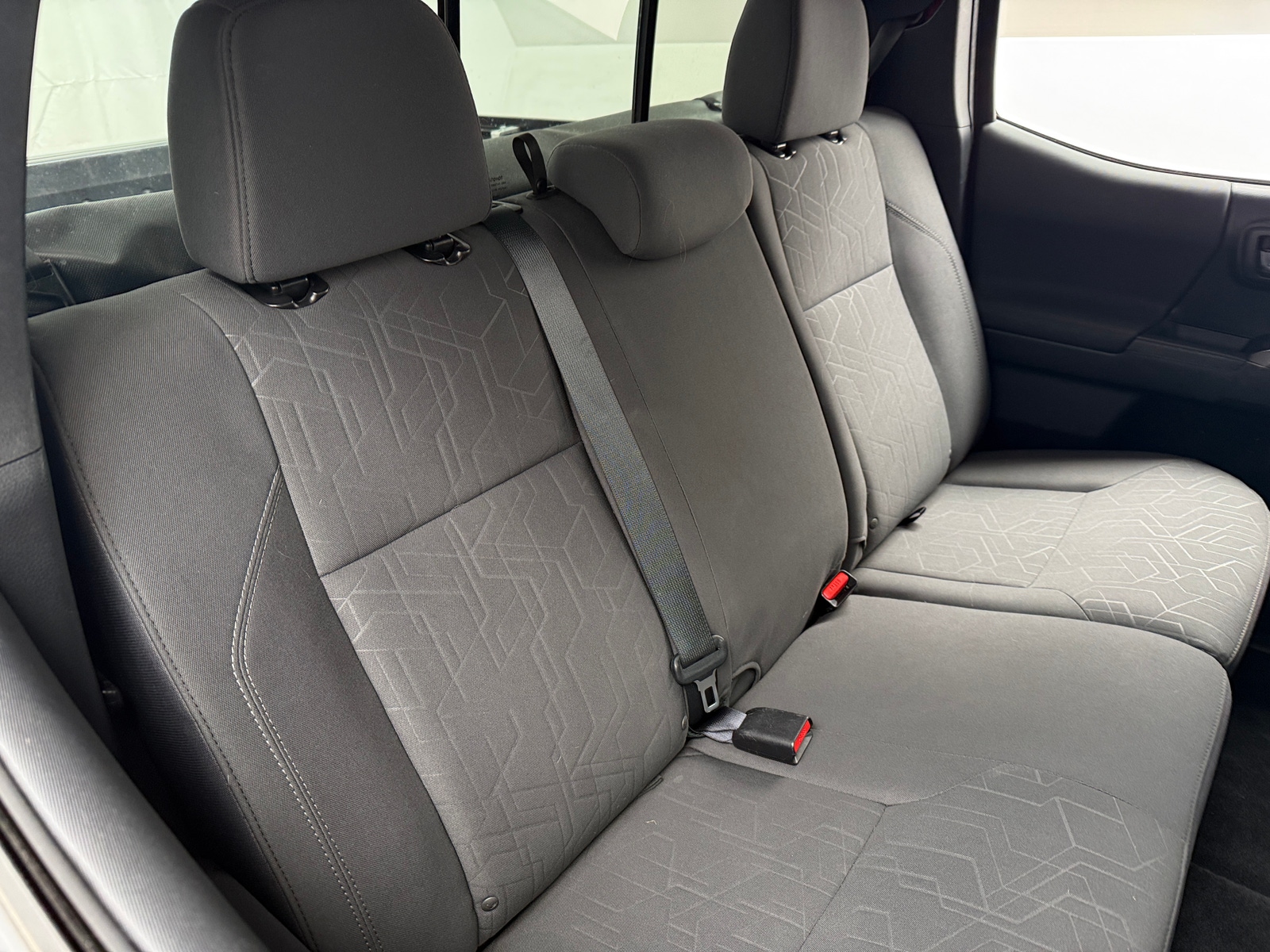 Thumbnail: 2017 Toyota Tacoma - 6