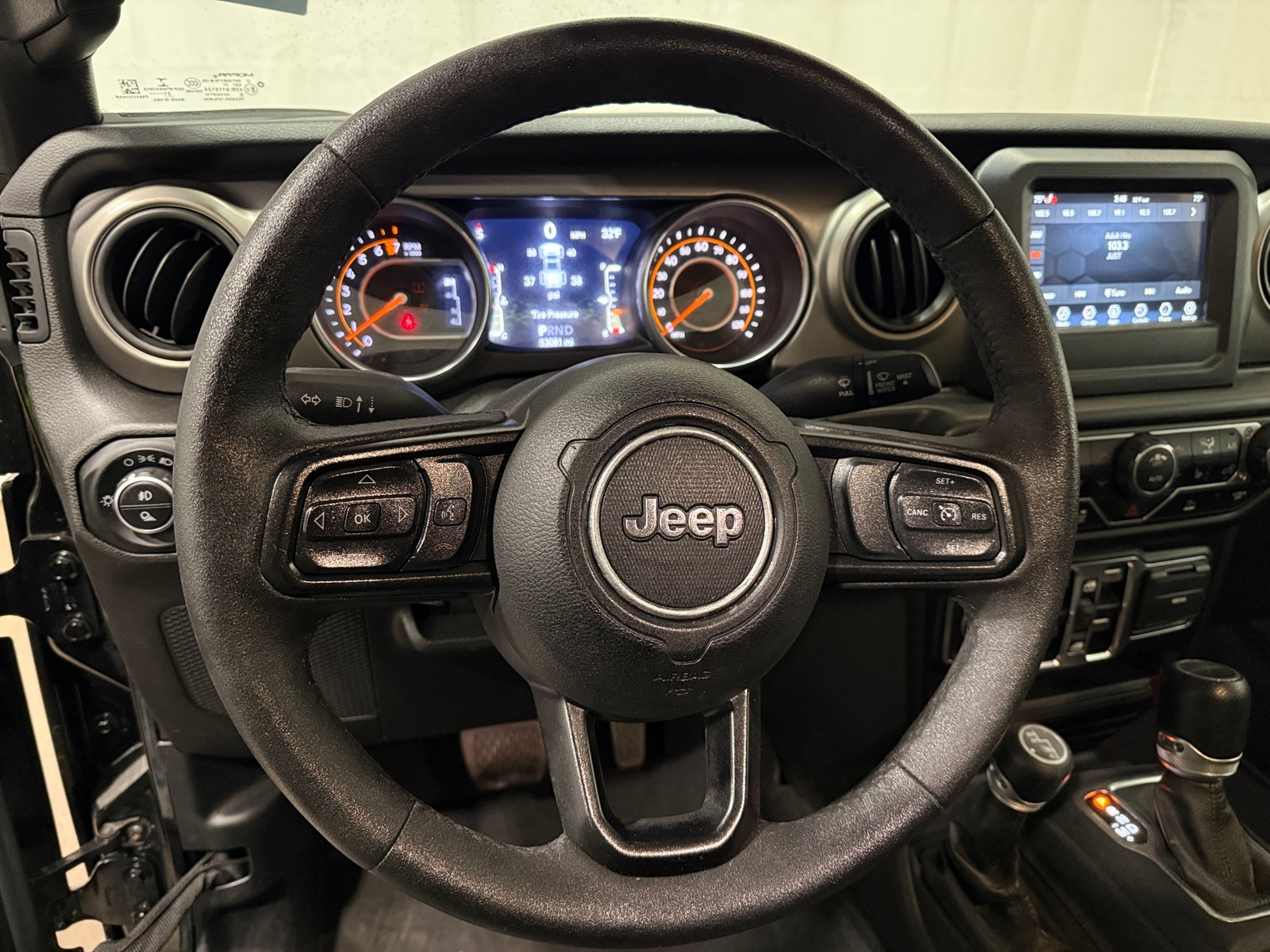 Thumbnail: 2020 Jeep Gladiator - 5