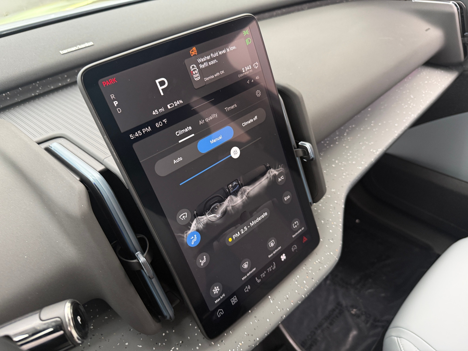 Thumbnail: 2025 Volvo EX30 - 4