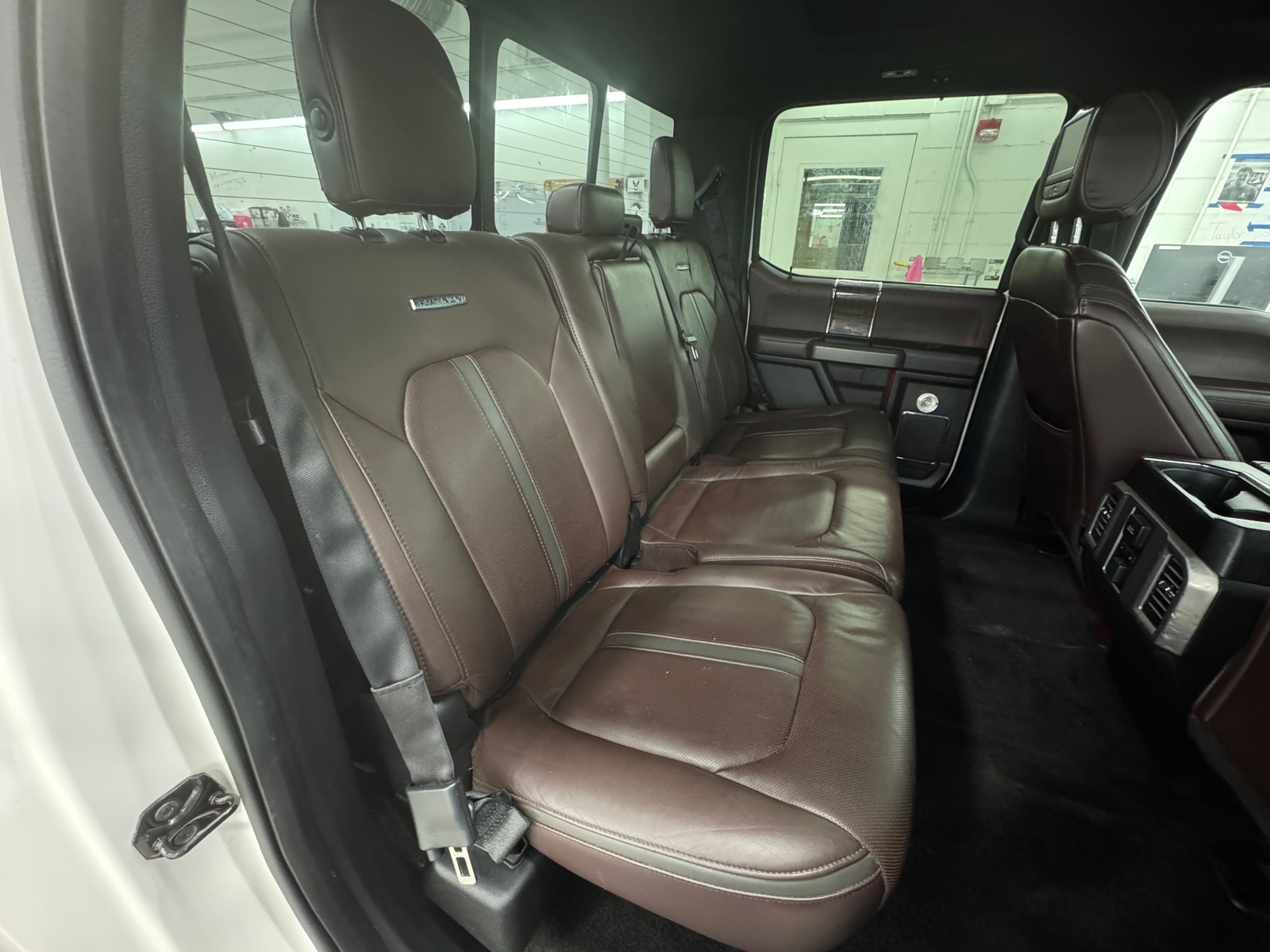 Thumbnail: 2015 Ford Econoline - 5