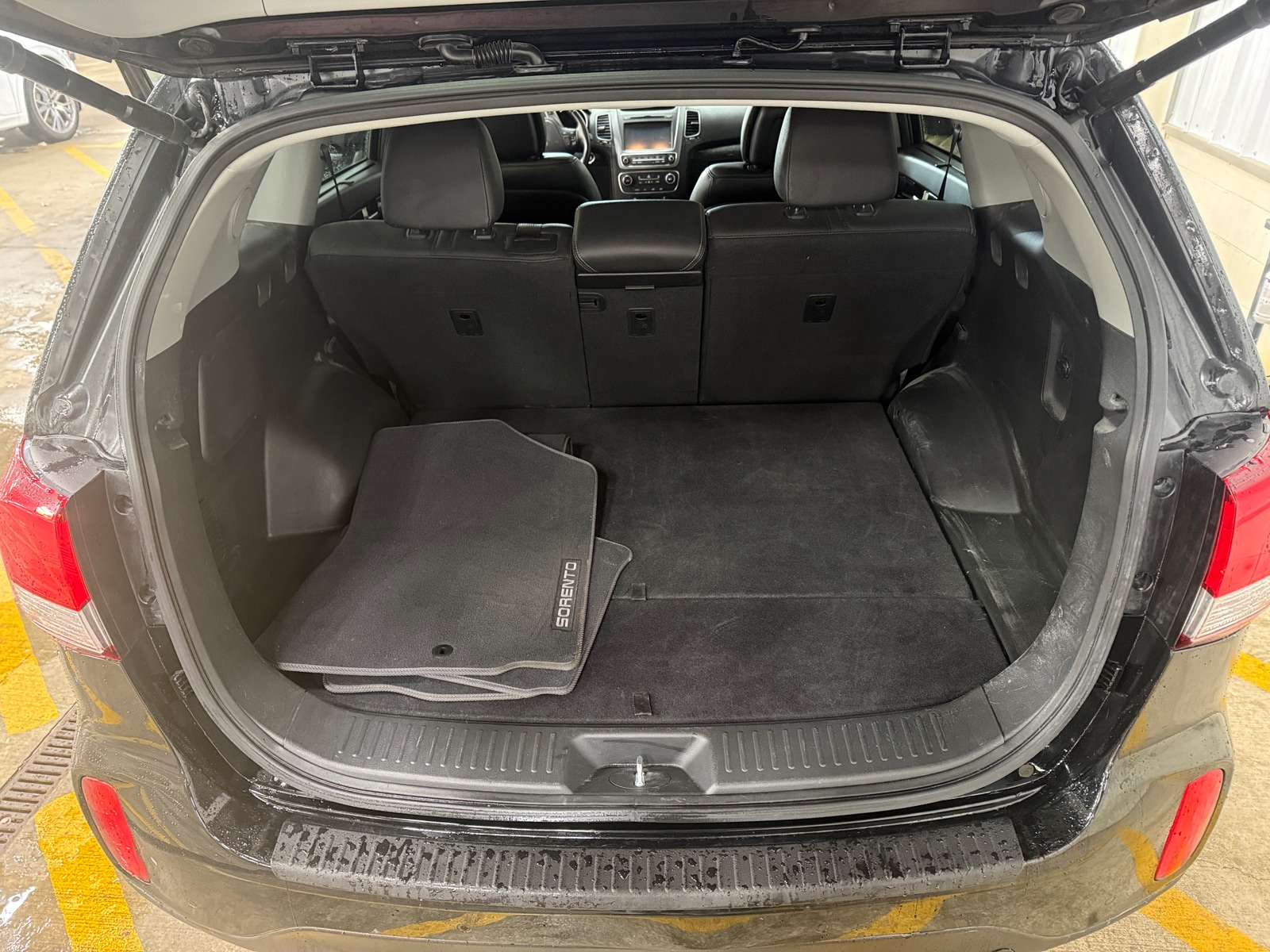 Thumbnail: 2015 Kia Sorento - 6