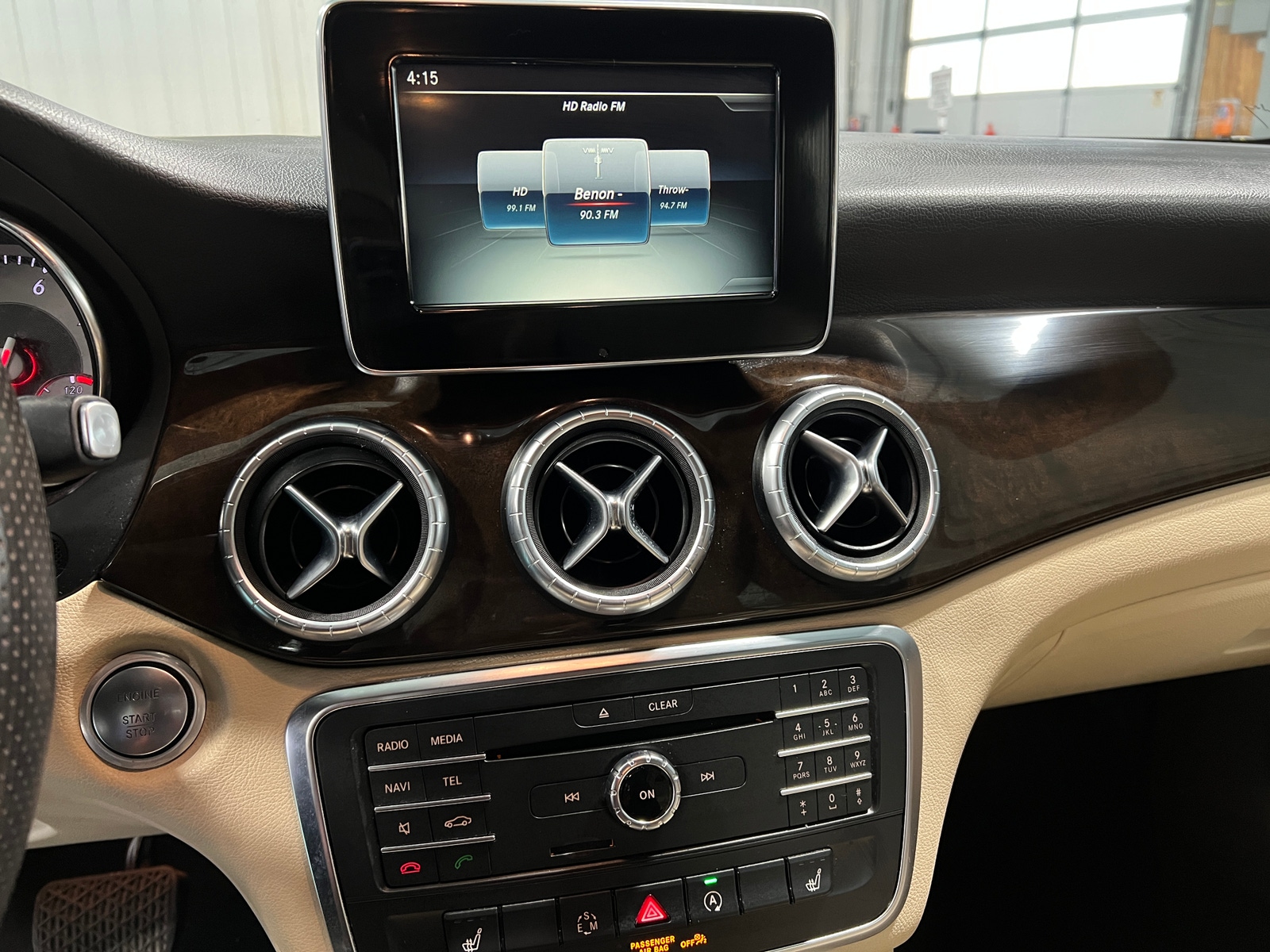 Thumbnail: 2015 Mercedes-Benz CLA - 3