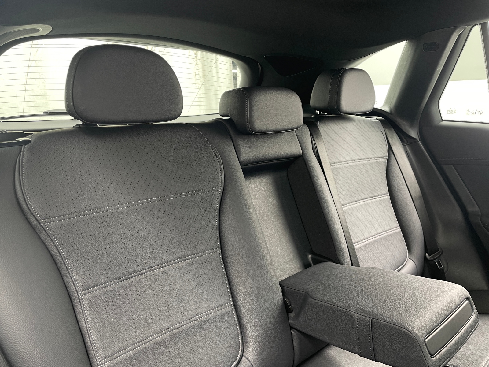 Thumbnail: 2024 Mercedes-Benz GLC - 6