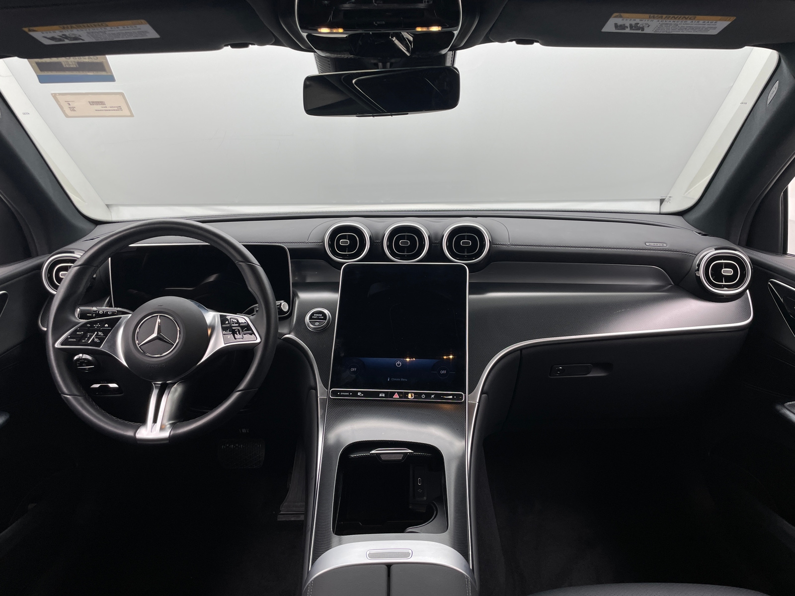 Thumbnail: 2024 Mercedes-Benz GLC - 3