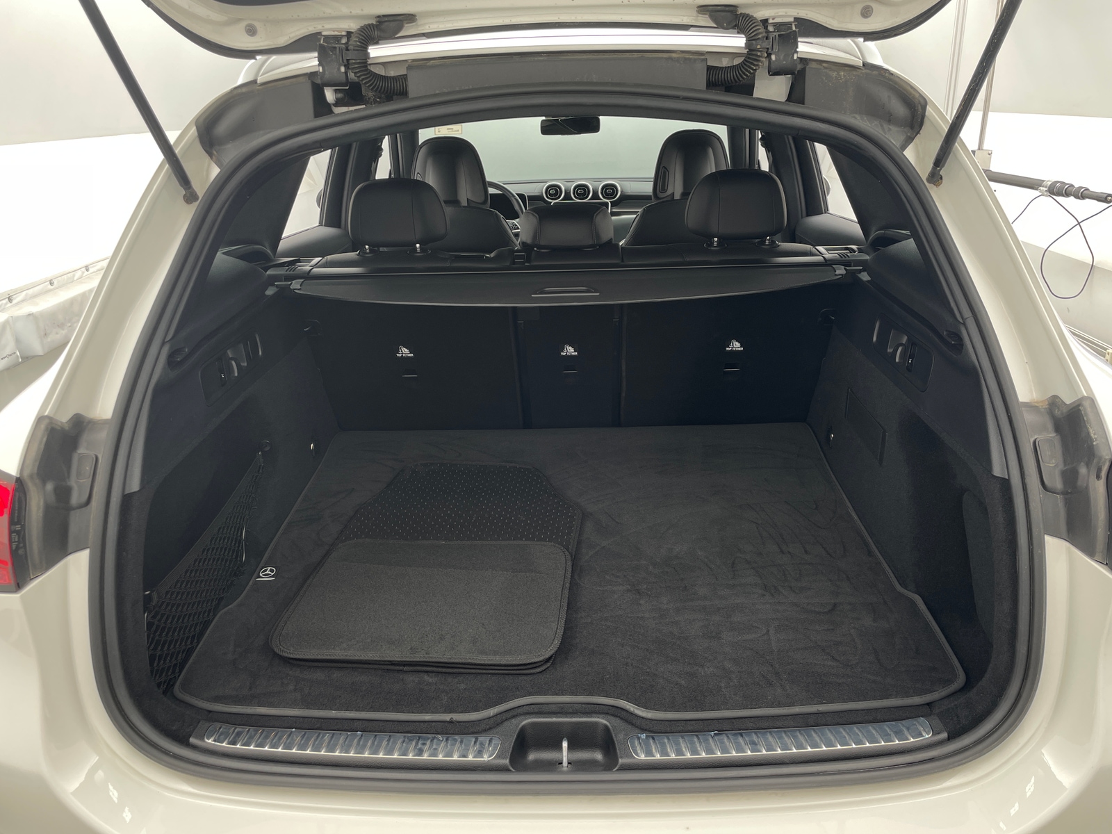 Thumbnail: 2024 Mercedes-Benz GLC - 7