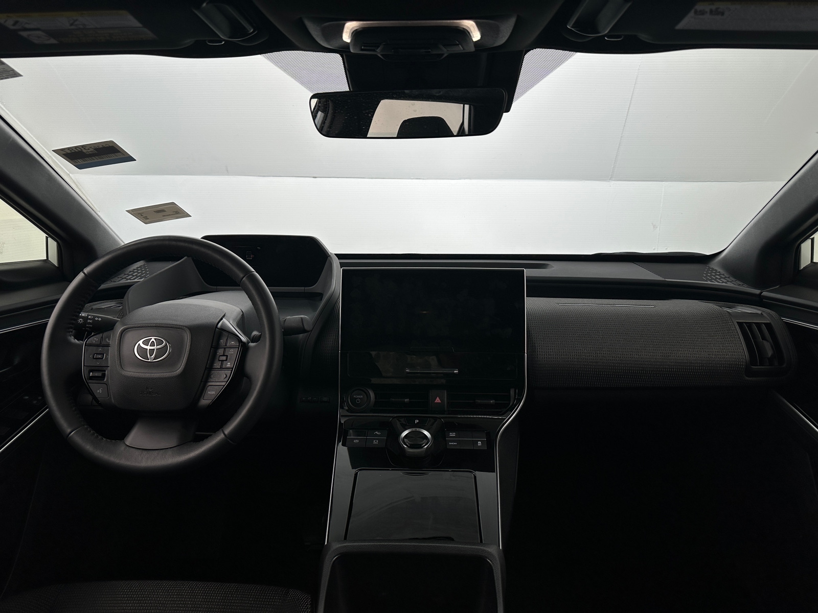 Thumbnail: 2024 Toyota bZ4X - 2