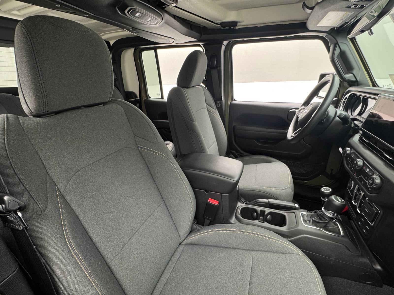 Thumbnail: 2025 Jeep Gladiator - 2