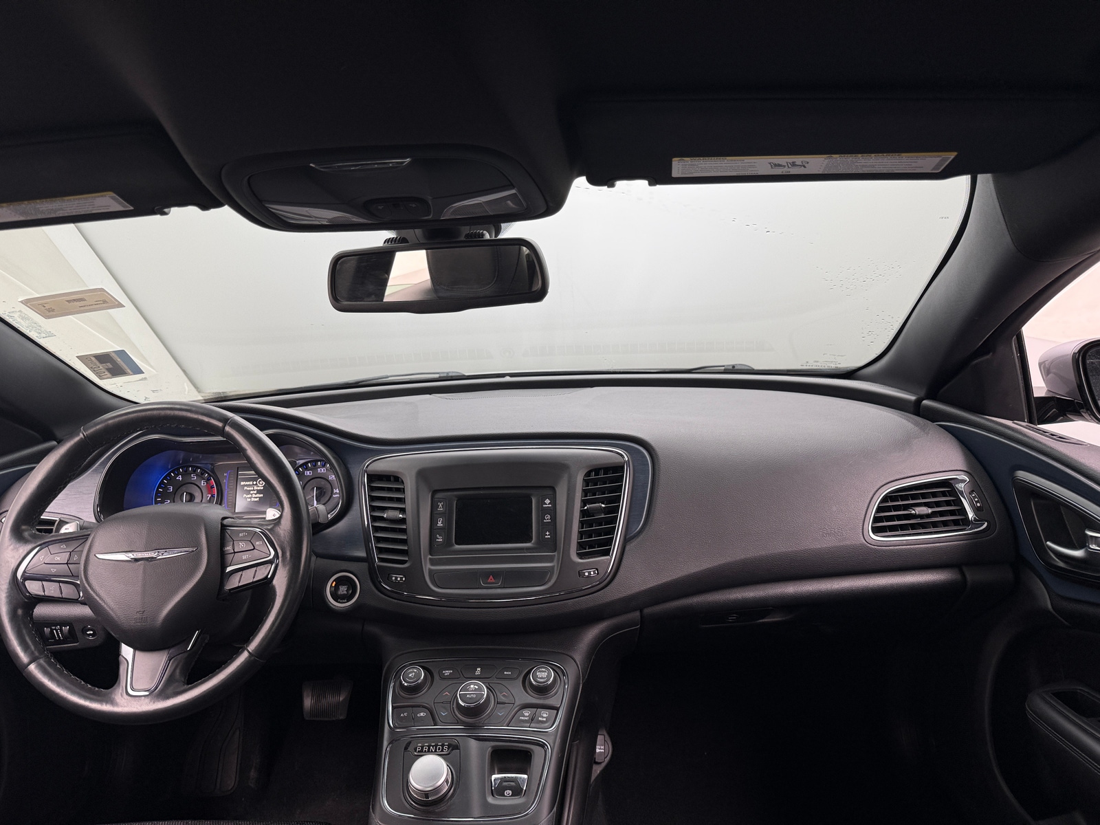 Thumbnail: 2016 Chrysler 200 - 3