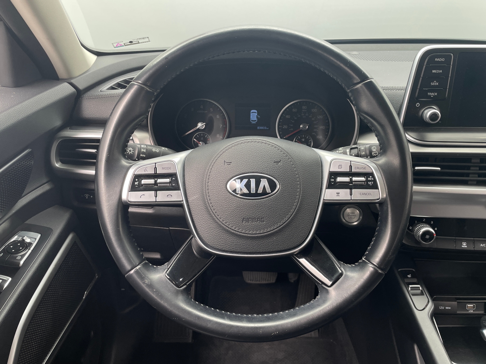 Thumbnail: 2020 Kia Telluride - 4