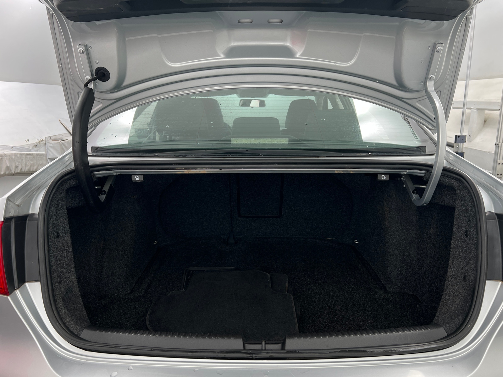 Thumbnail: 2012 Volkswagen Jetta - 6