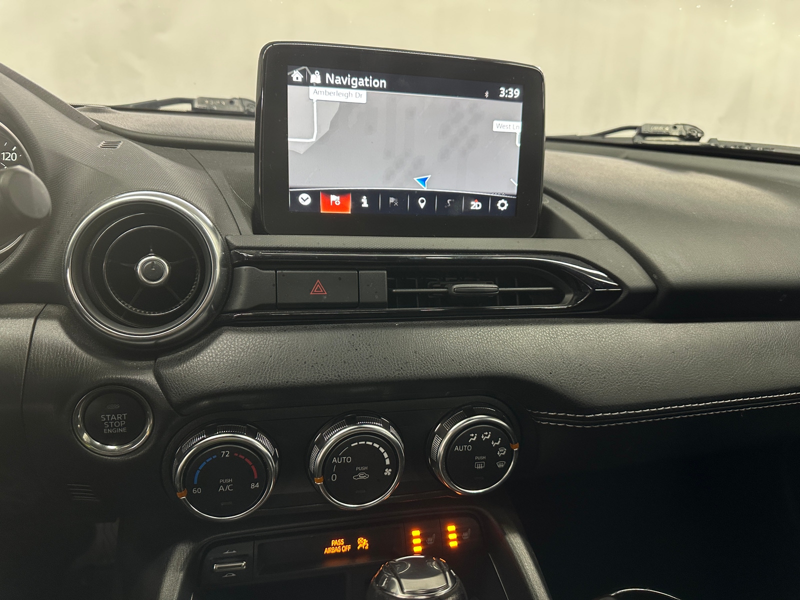 Thumbnail: 2022 Mazda MX-5 Miata - 3