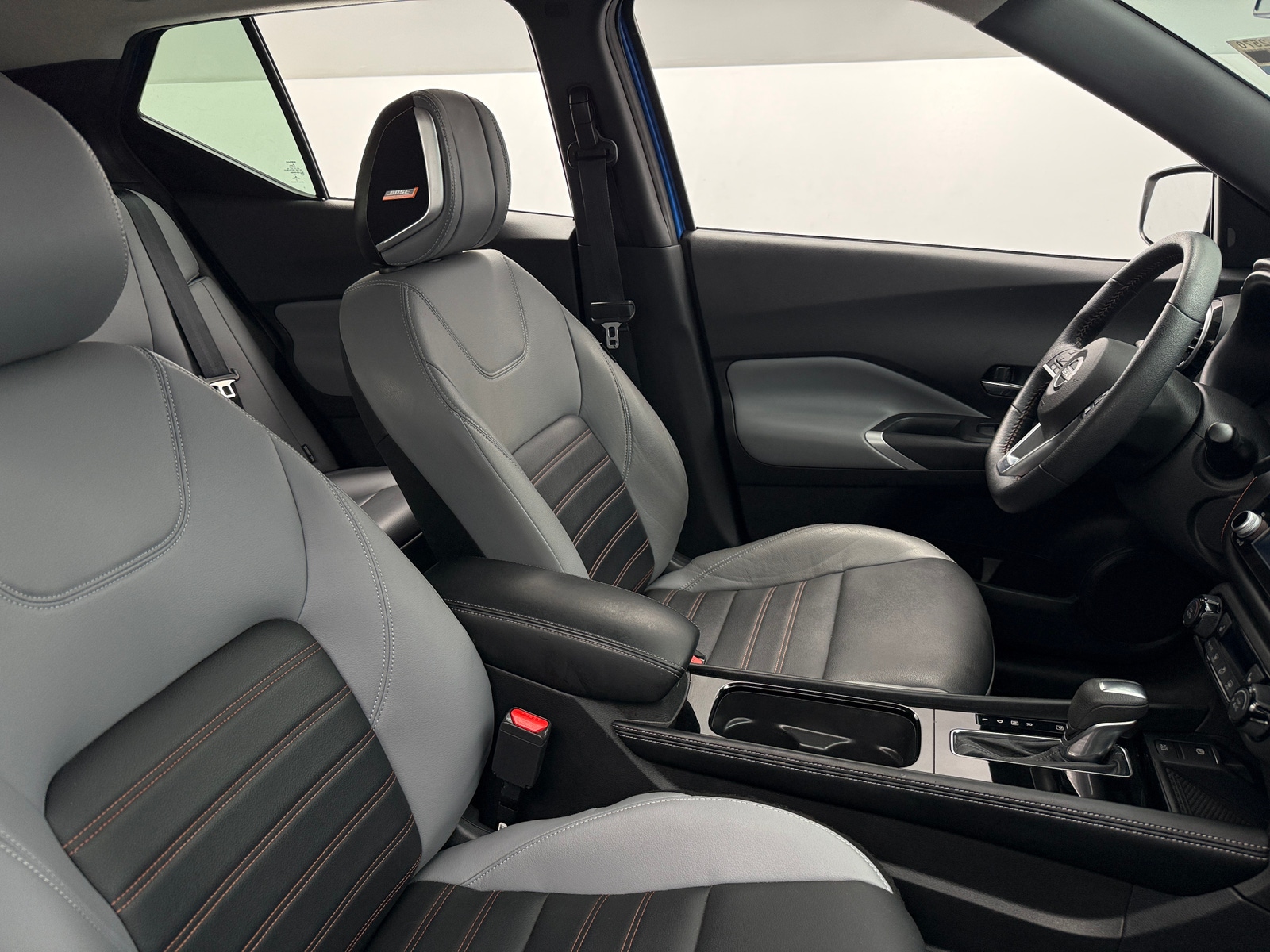 Thumbnail: 2023 Nissan Kicks - 2