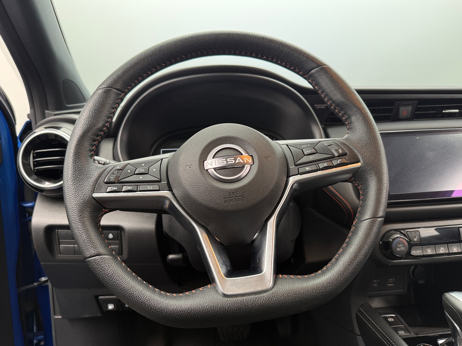 Thumbnail: 2023 Nissan Kicks - 5