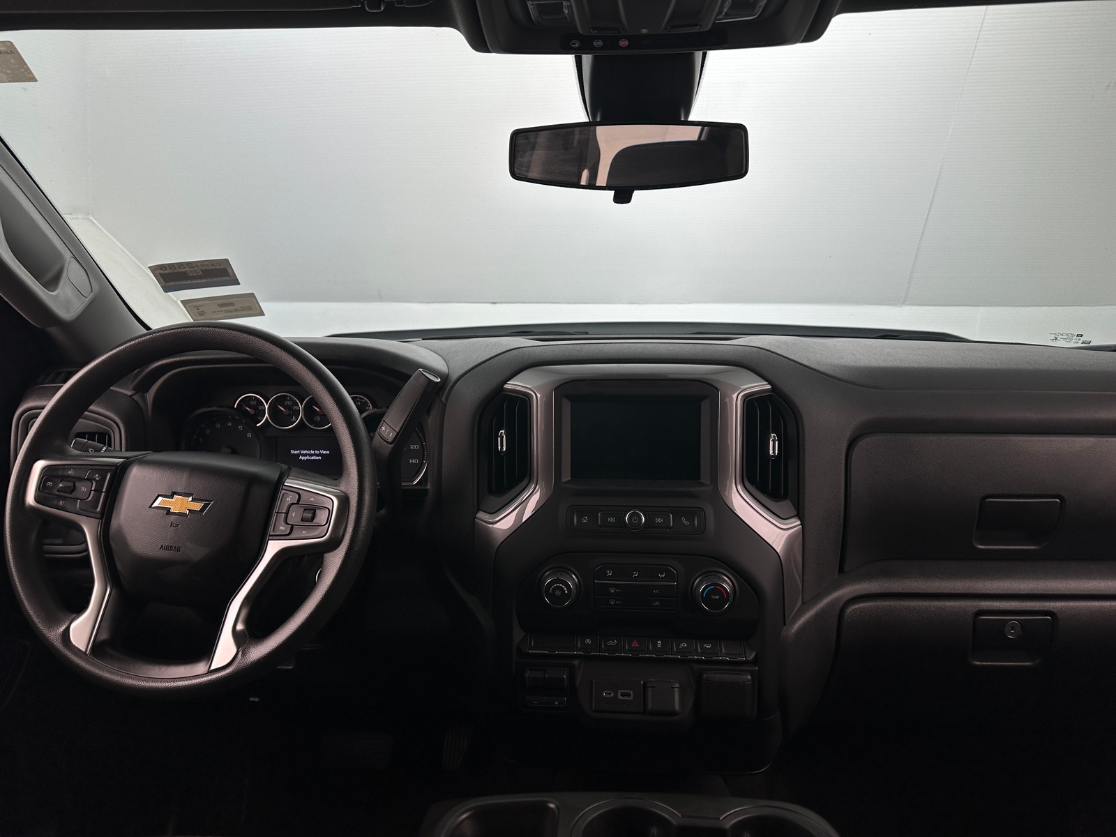 Thumbnail: 2022 Chevrolet Silverado 1500 - 3