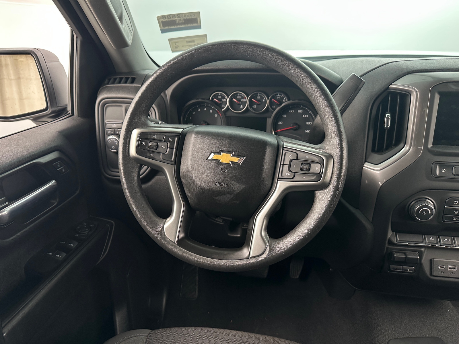 Thumbnail: 2022 Chevrolet Silverado 1500 - 5