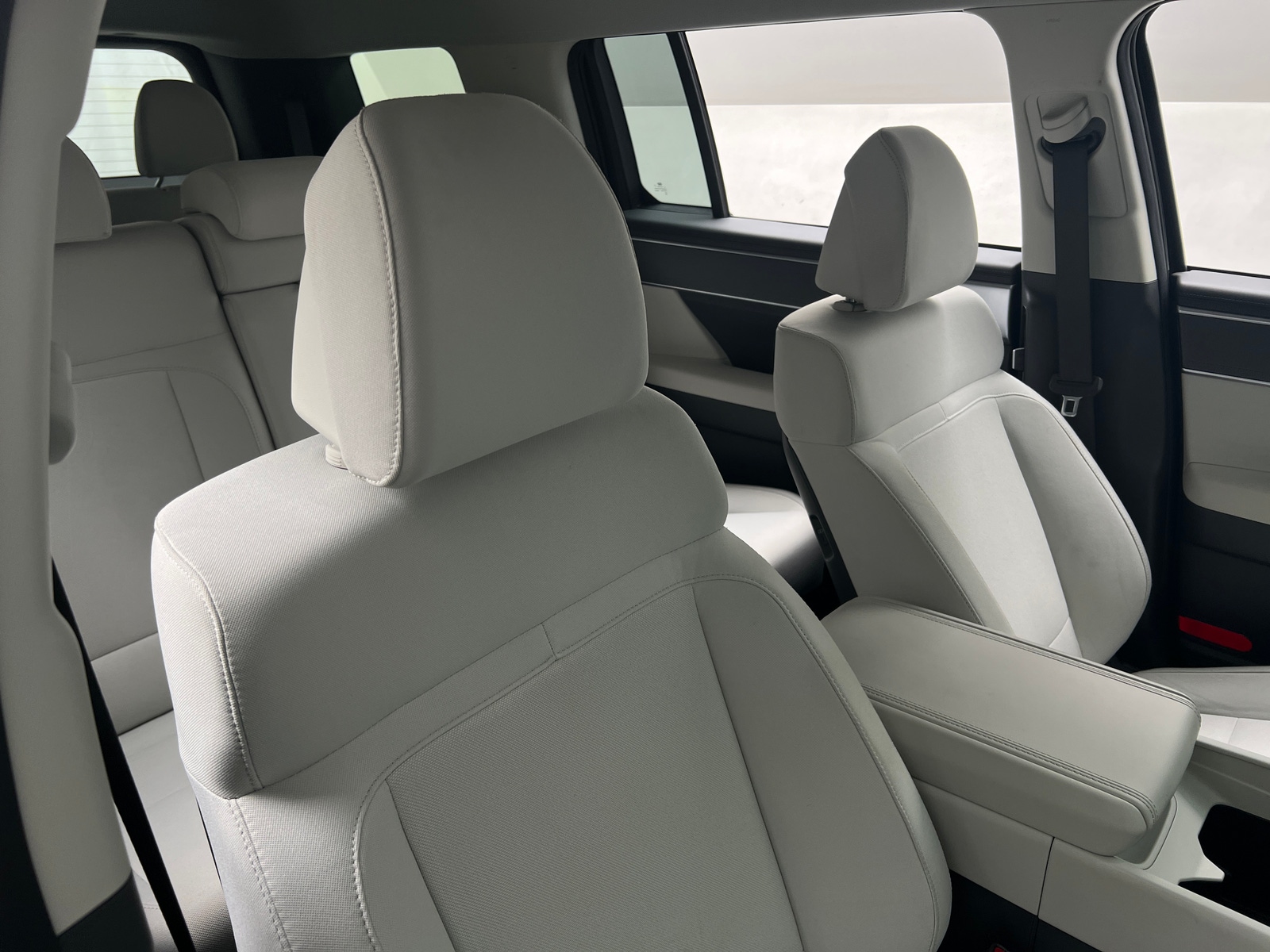 Thumbnail: 2025 Hyundai Santa Fe - 2