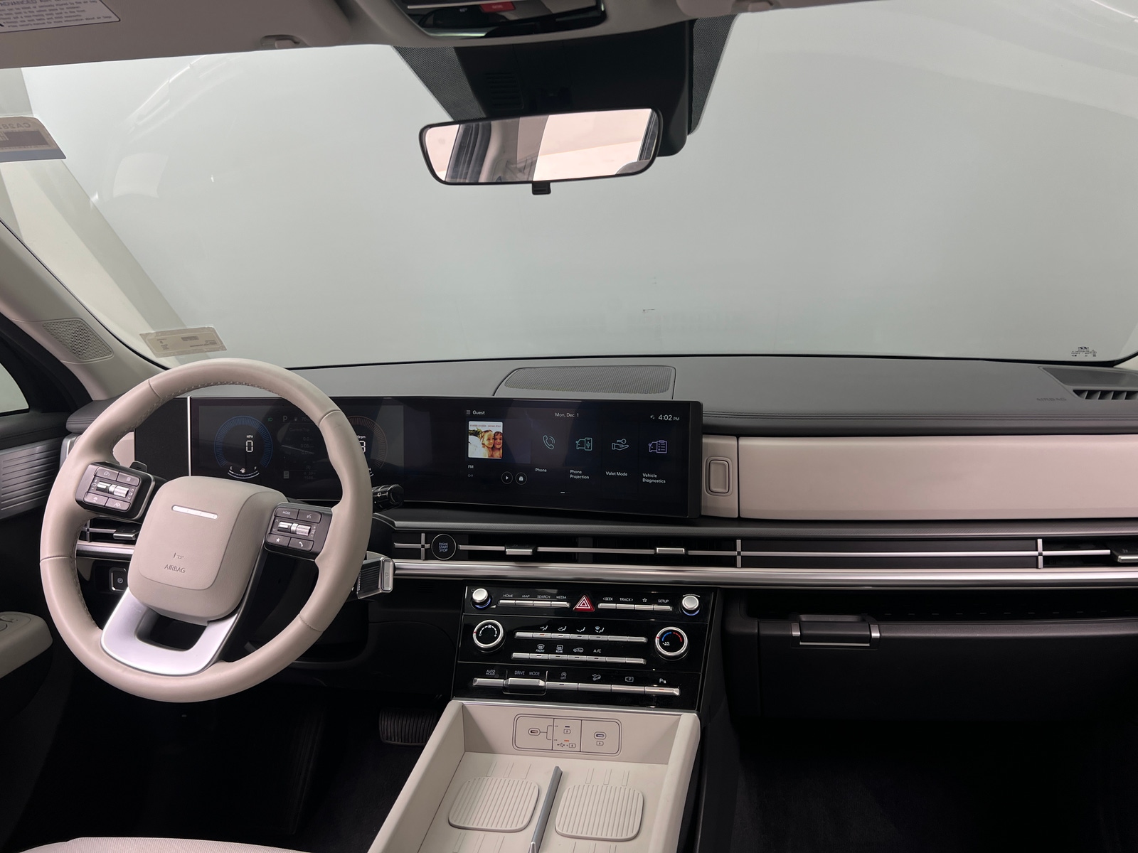 Thumbnail: 2025 Hyundai Santa Fe - 3