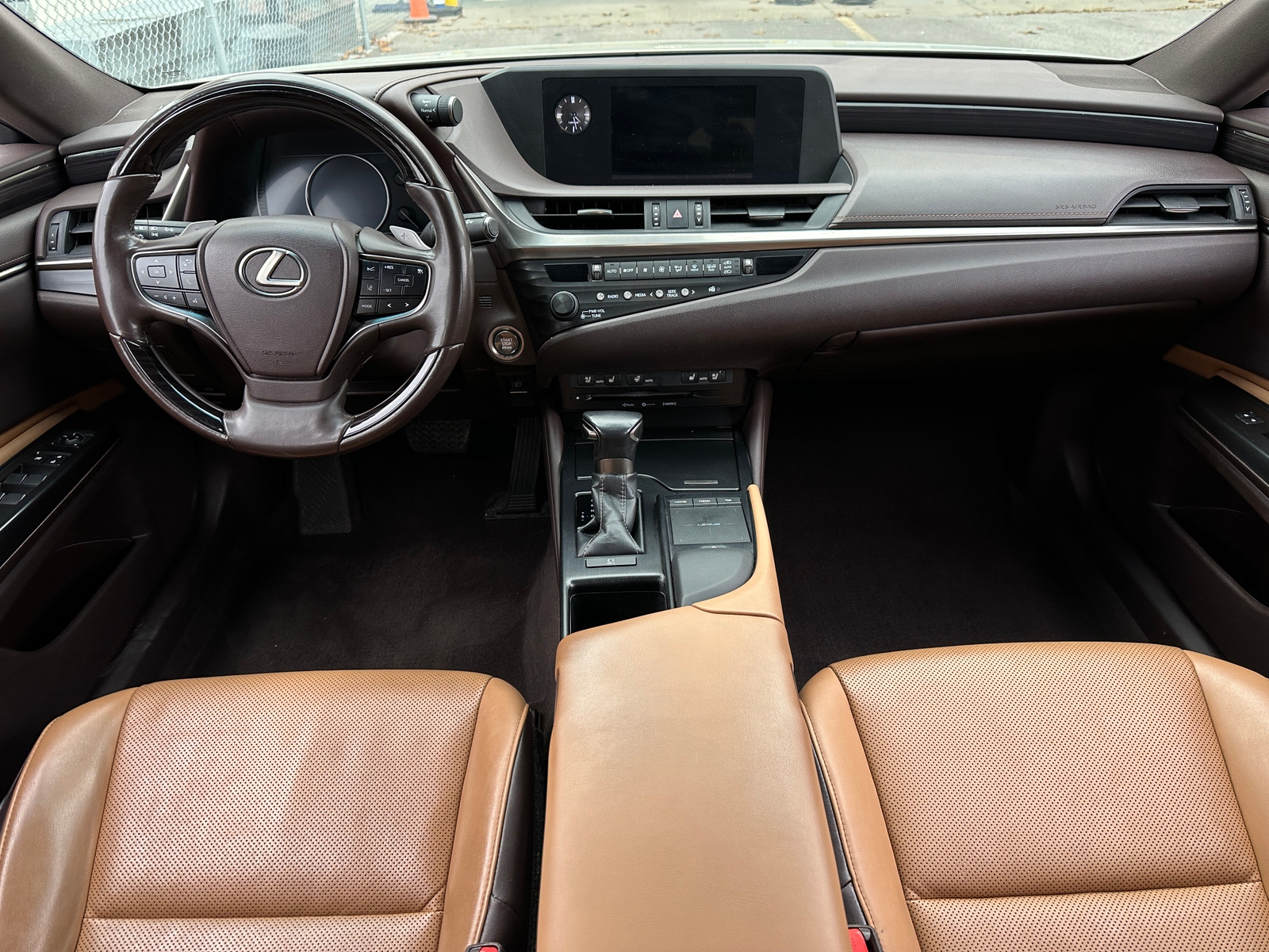 Thumbnail: 2019 Lexus ES - 3