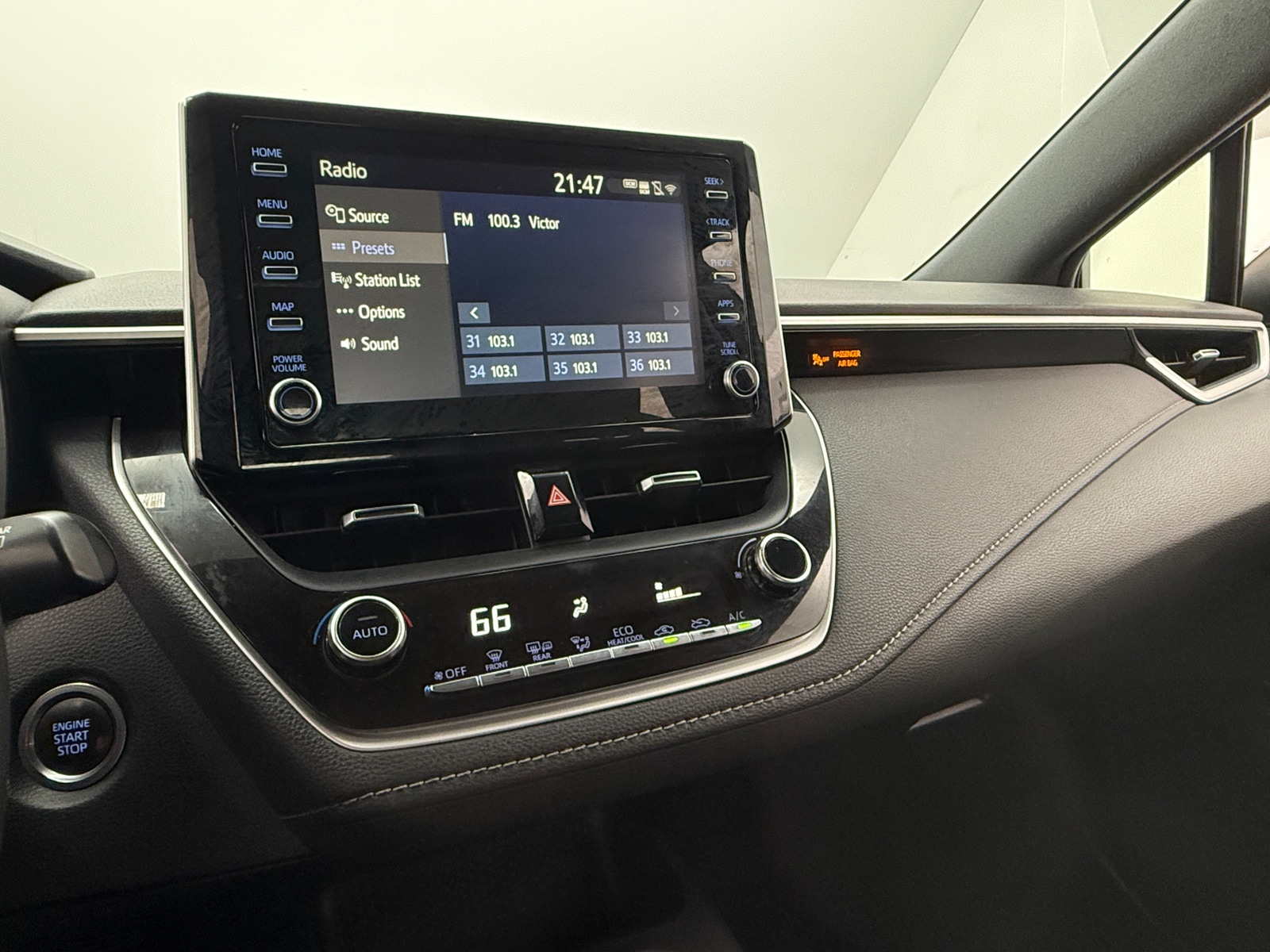 Thumbnail: 2019 Toyota Corolla - 4