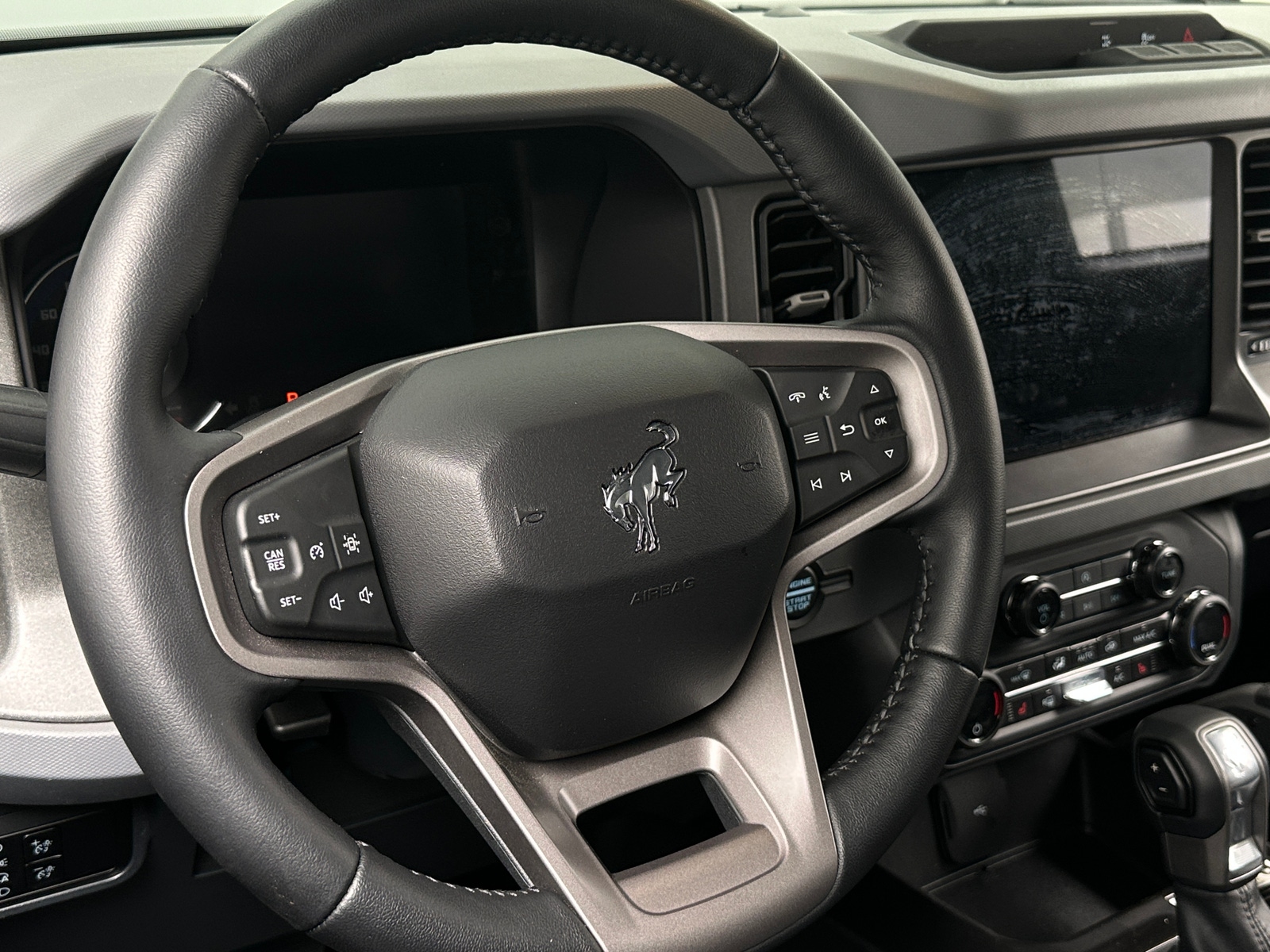 Thumbnail: 2024 Ford Bronco - 5