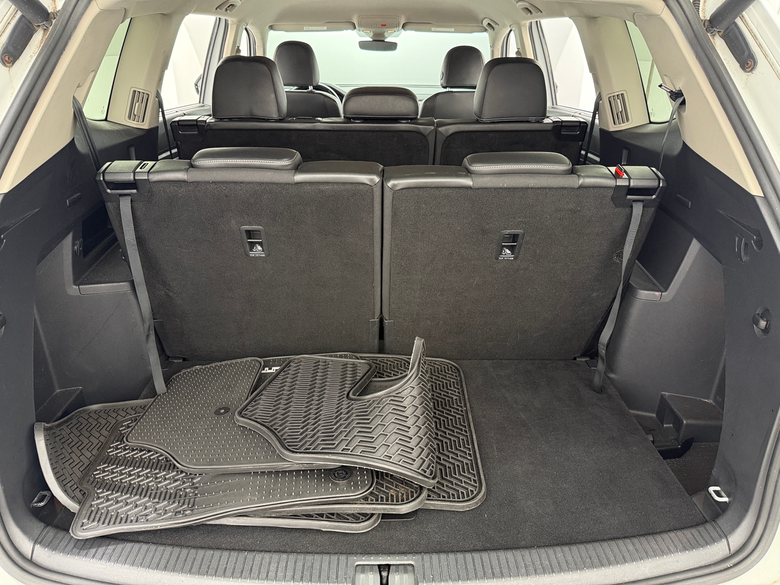 Thumbnail: 2019 Volkswagen Atlas - 6