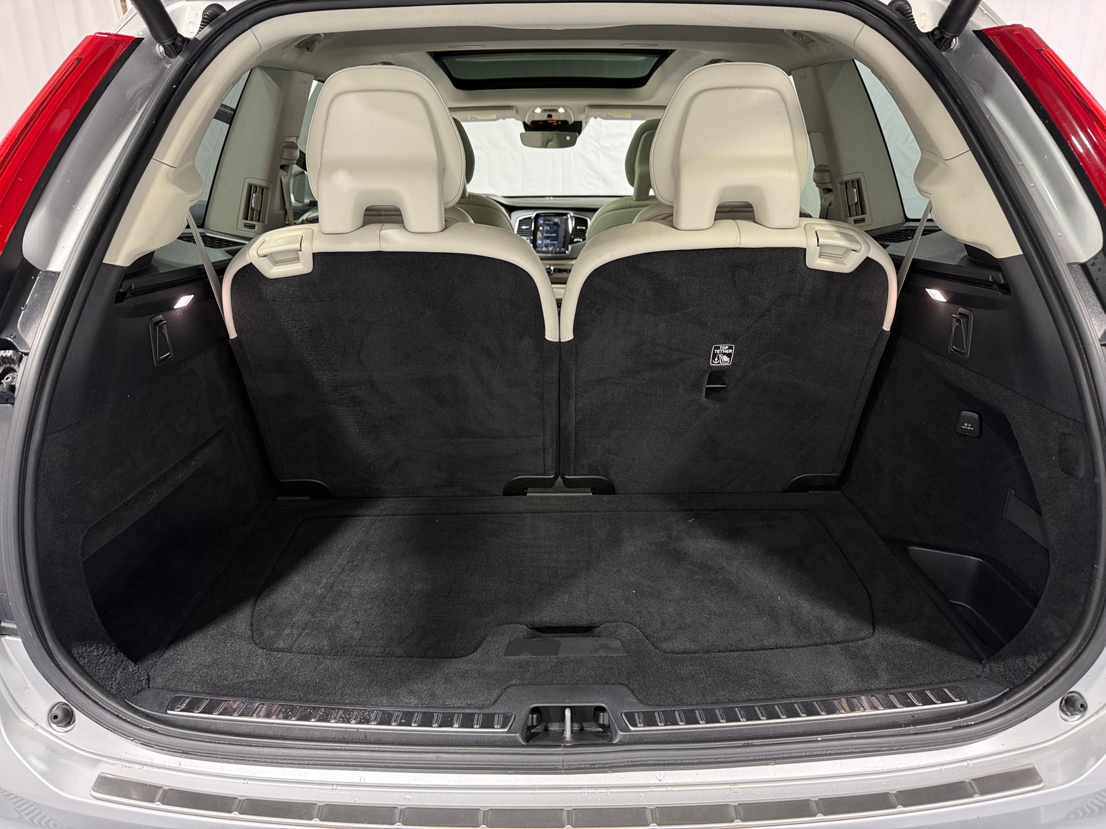 Thumbnail: 2021 Volvo XC90 - 6