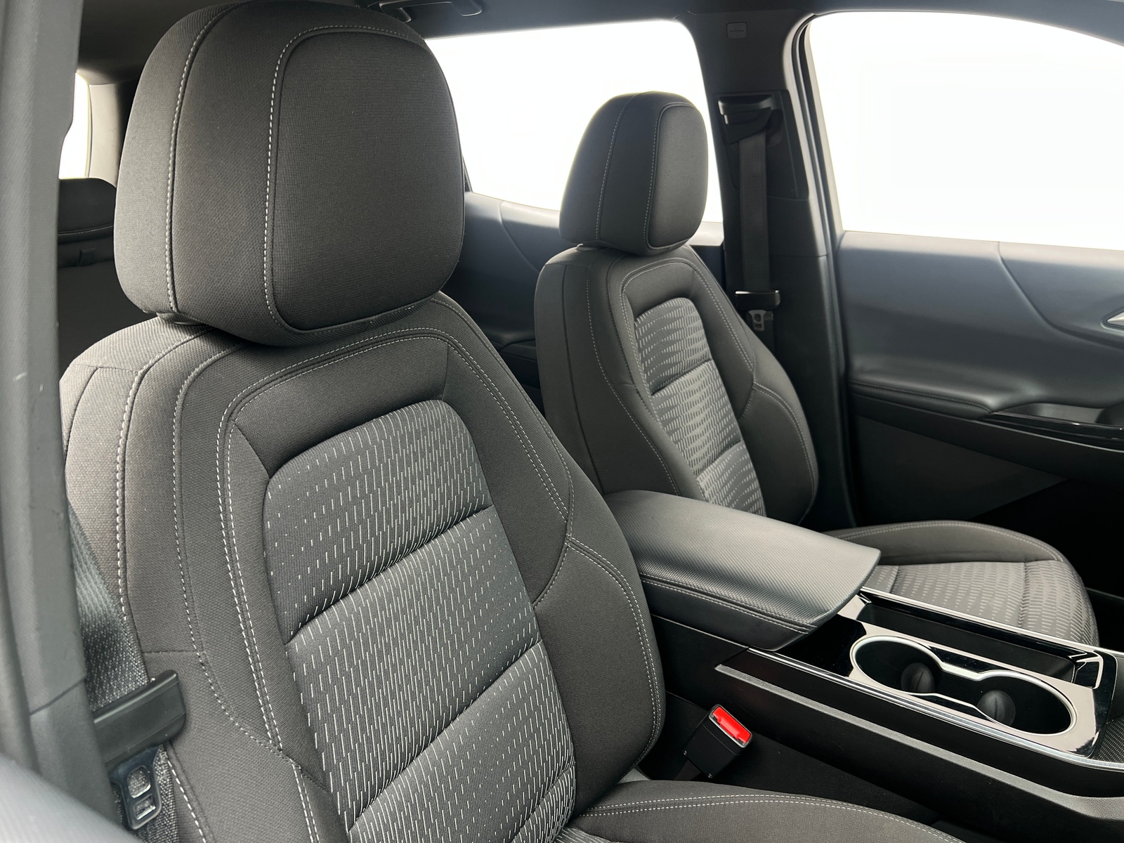 Thumbnail: 2025 Chevrolet Equinox - 2