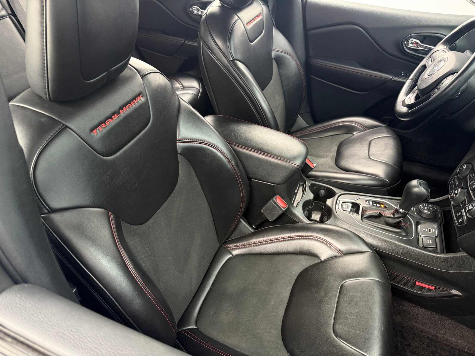 Thumbnail: 2019 Jeep Cherokee - 2