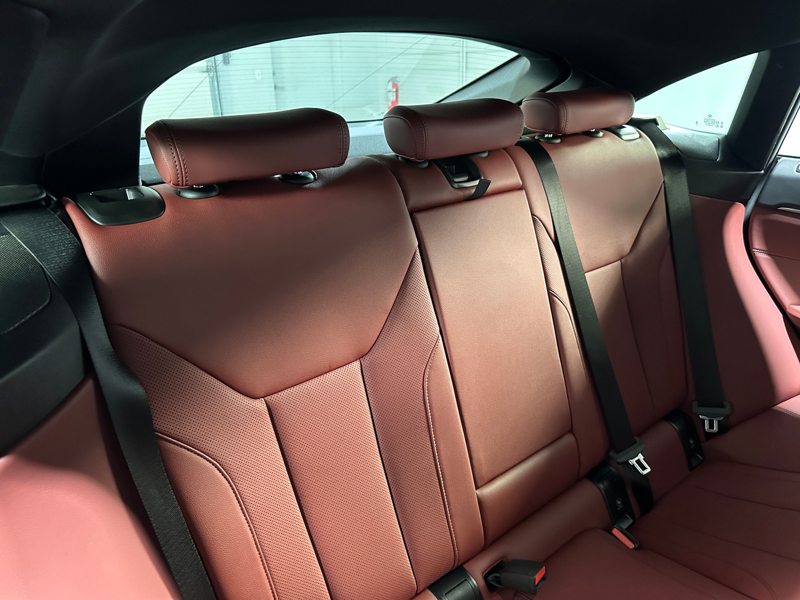 Thumbnail: 2023 BMW i4 - 5