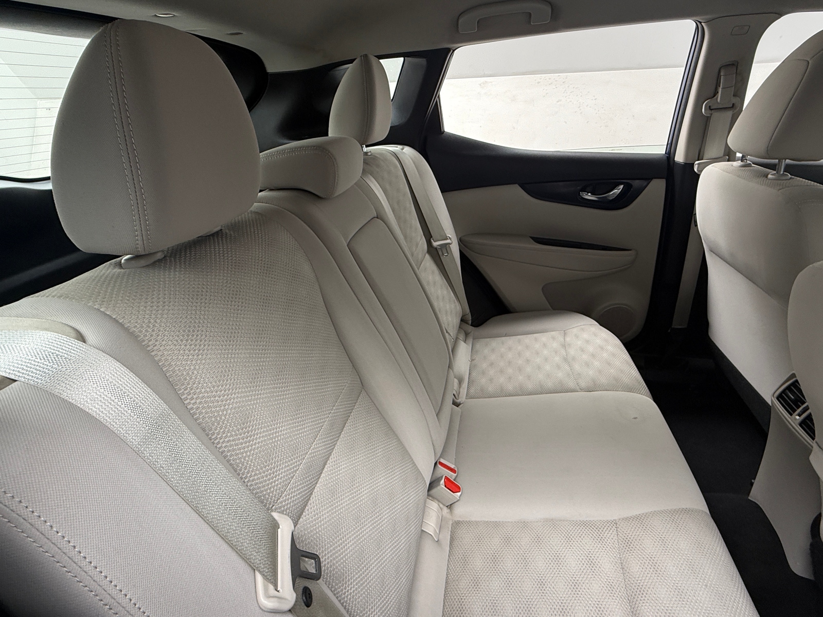 Thumbnail: 2018 Nissan Rogue Sport - 6