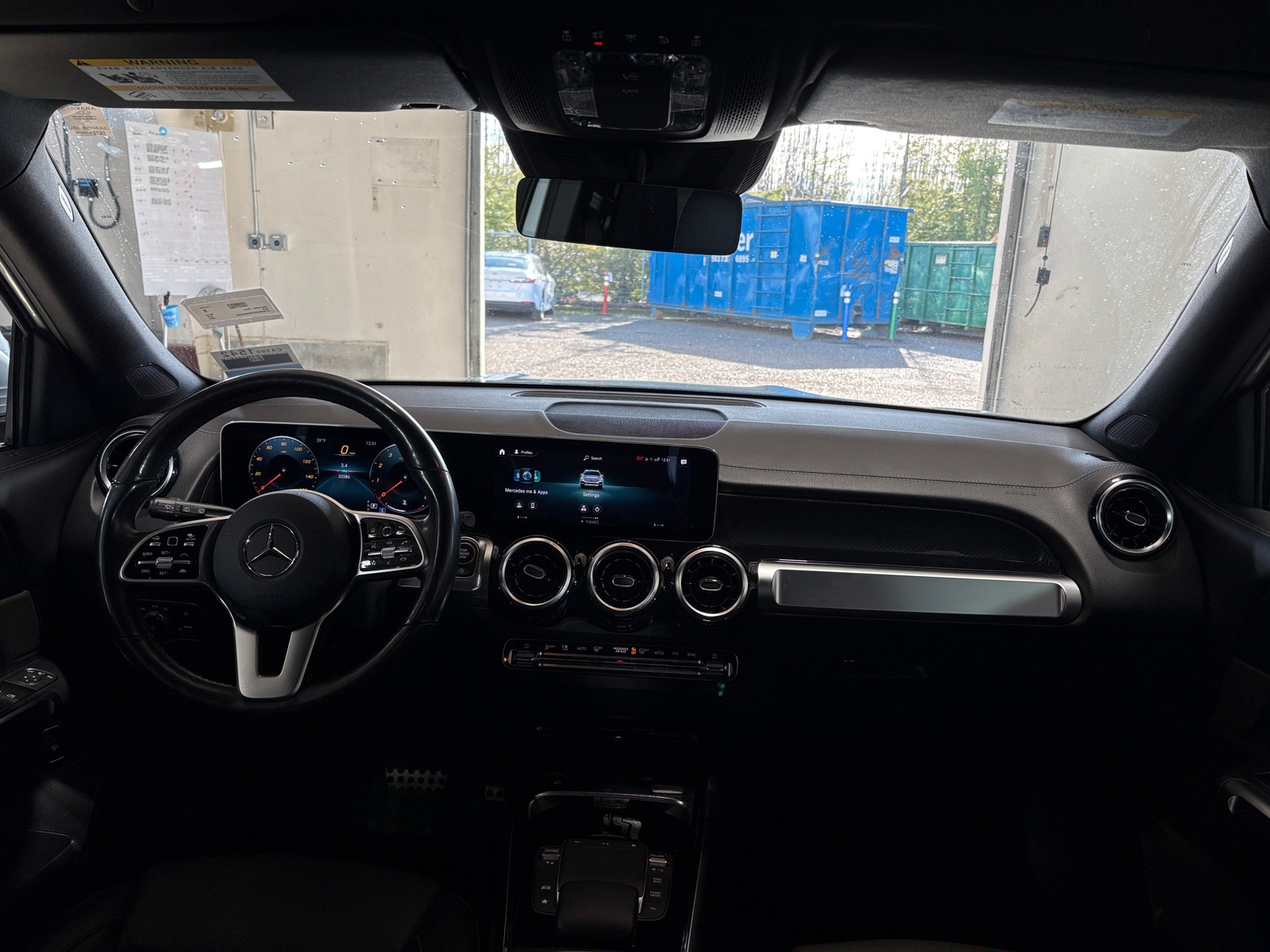 Thumbnail: 2021 Mercedes-Benz GLB - 2