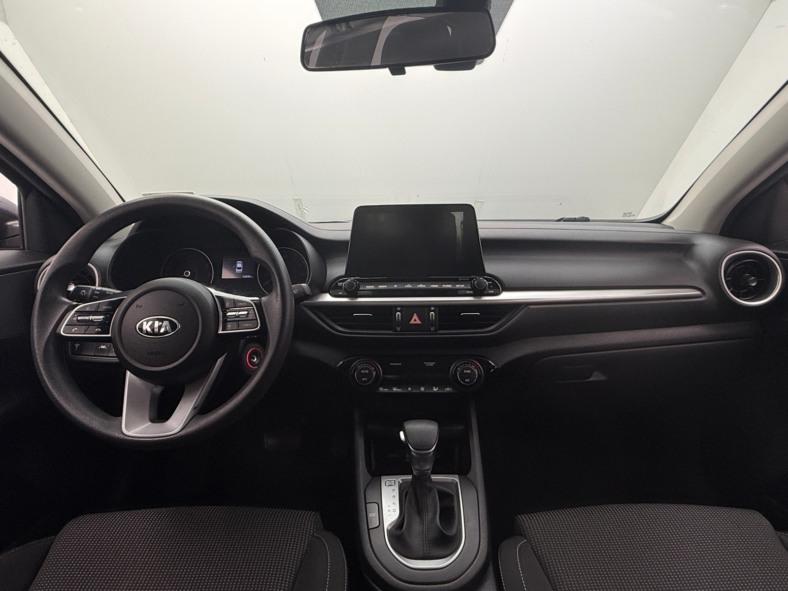 Thumbnail: 2019 Kia Forte - 3