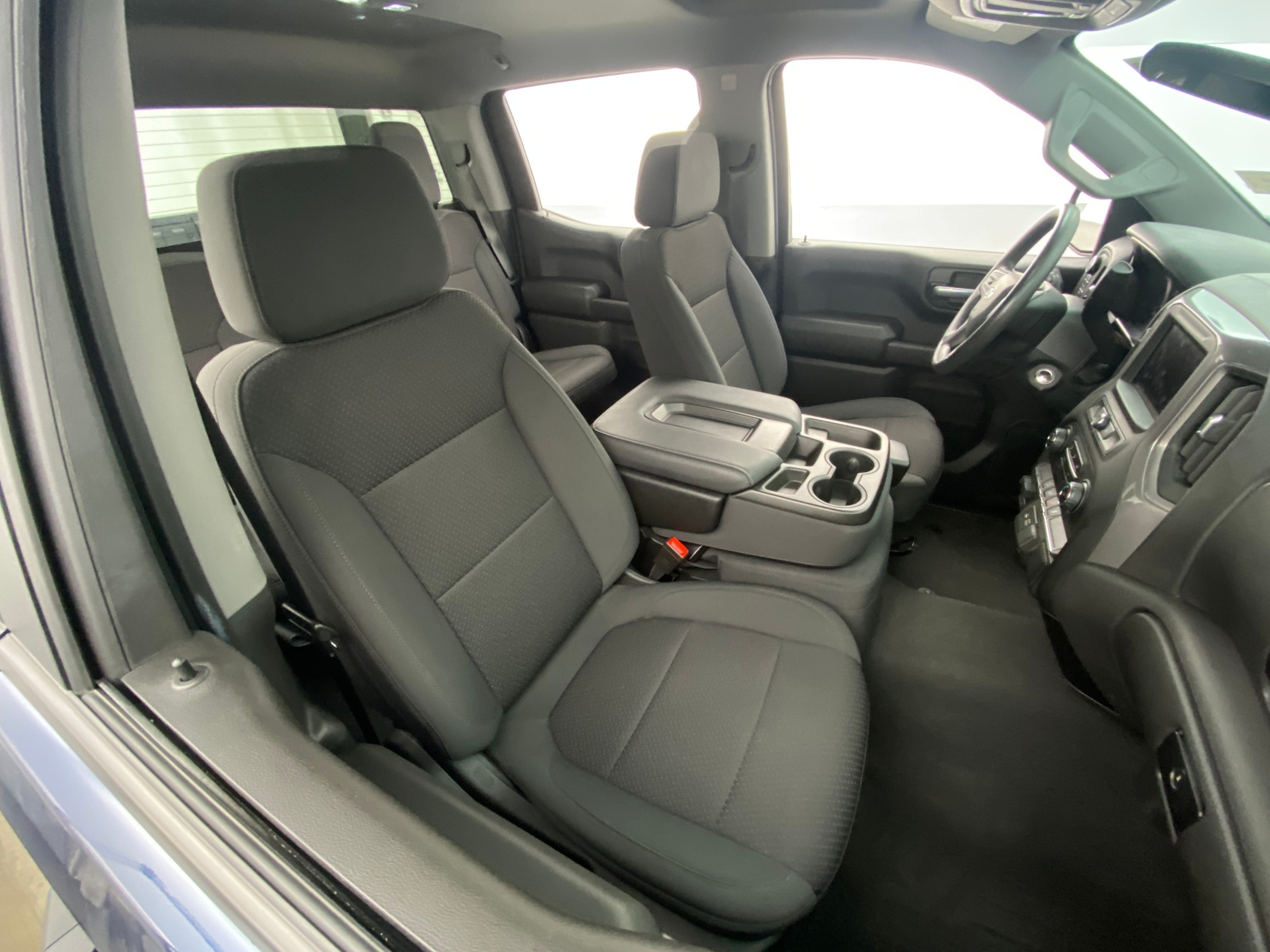 Thumbnail: 2021 Chevrolet Silverado 1500 - 2