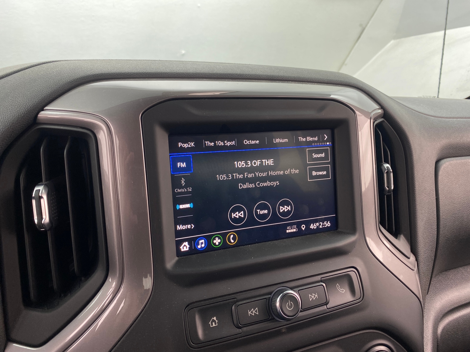 Thumbnail: 2021 Chevrolet Silverado 1500 - 4