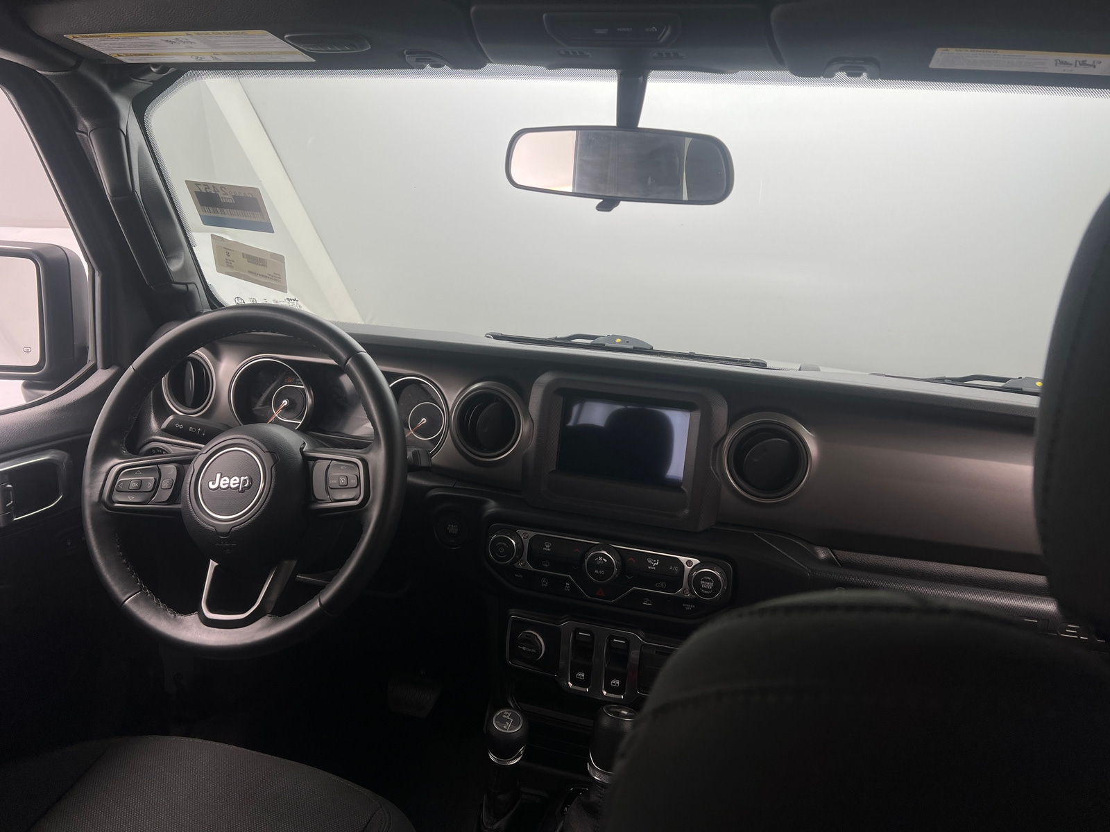 Thumbnail: 2022 Jeep Wrangler - 3