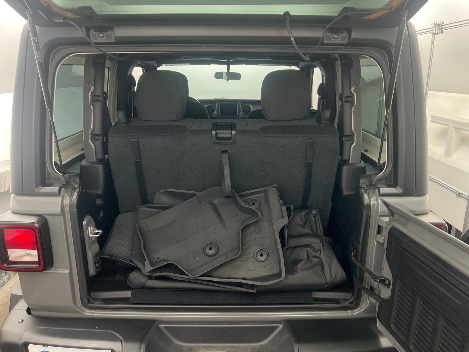 Thumbnail: 2022 Jeep Wrangler - 7