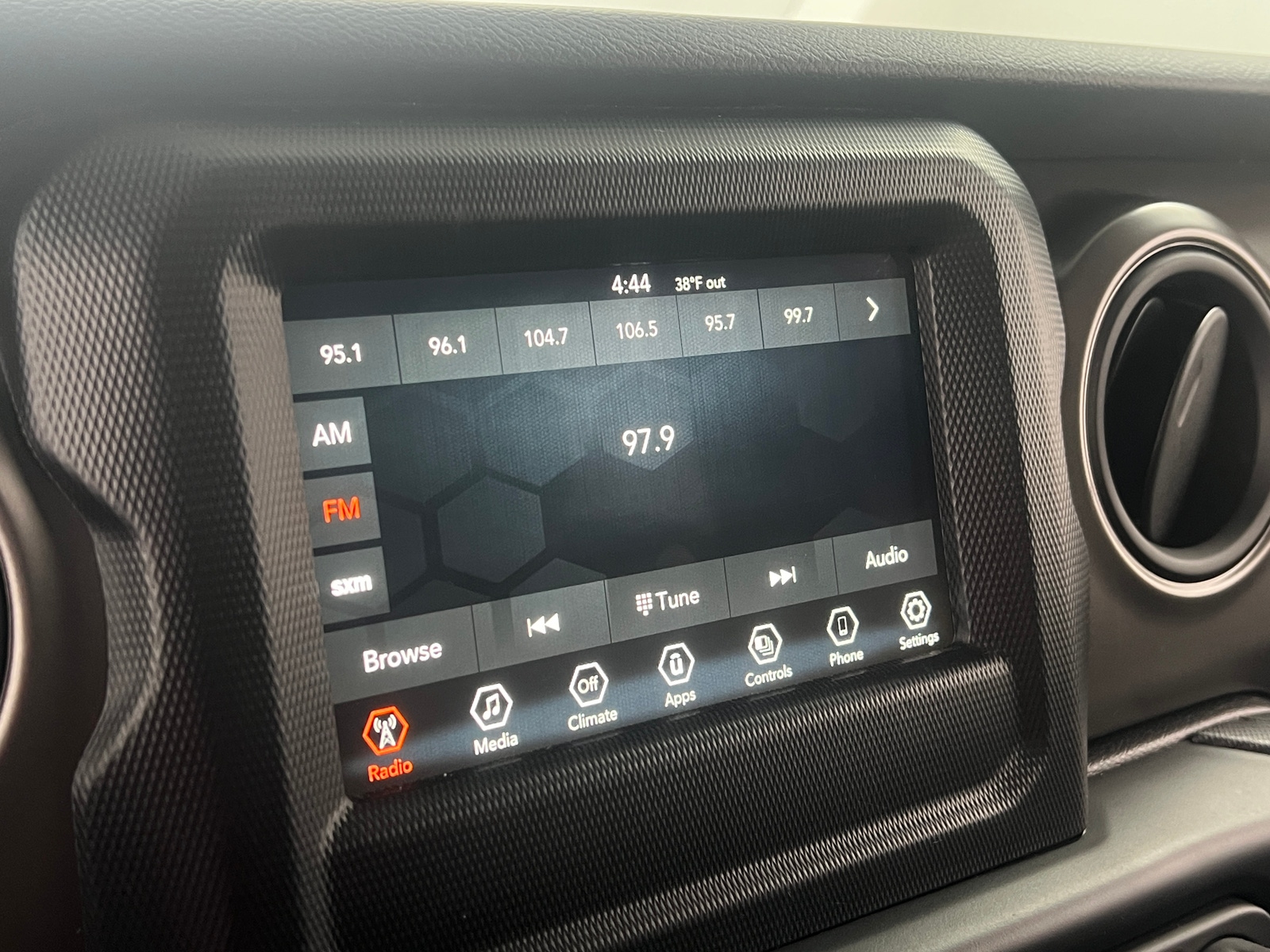 Thumbnail: 2022 Jeep Wrangler - 4