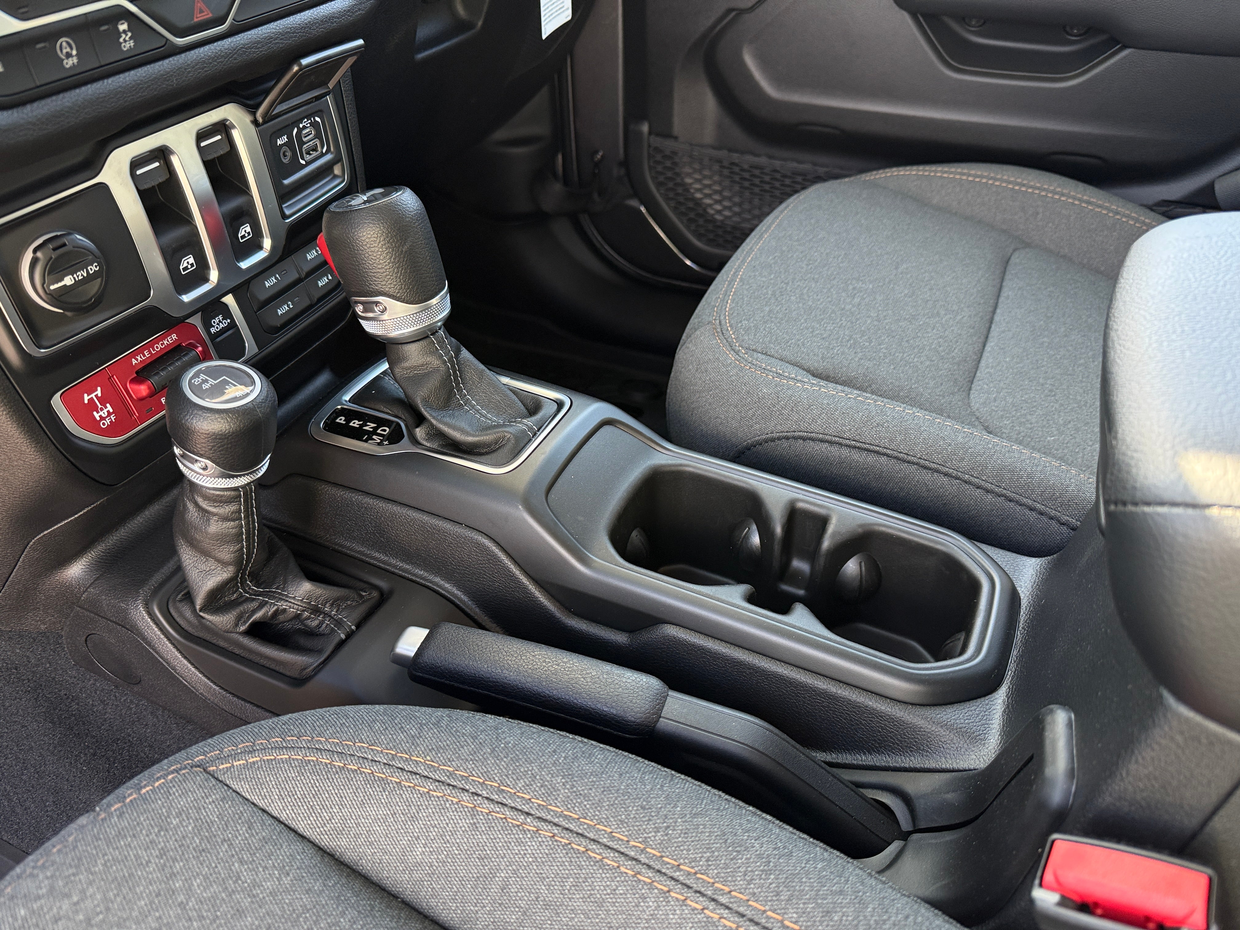 2026 Jeep Wrangler 2-Door Willys - Photo 8