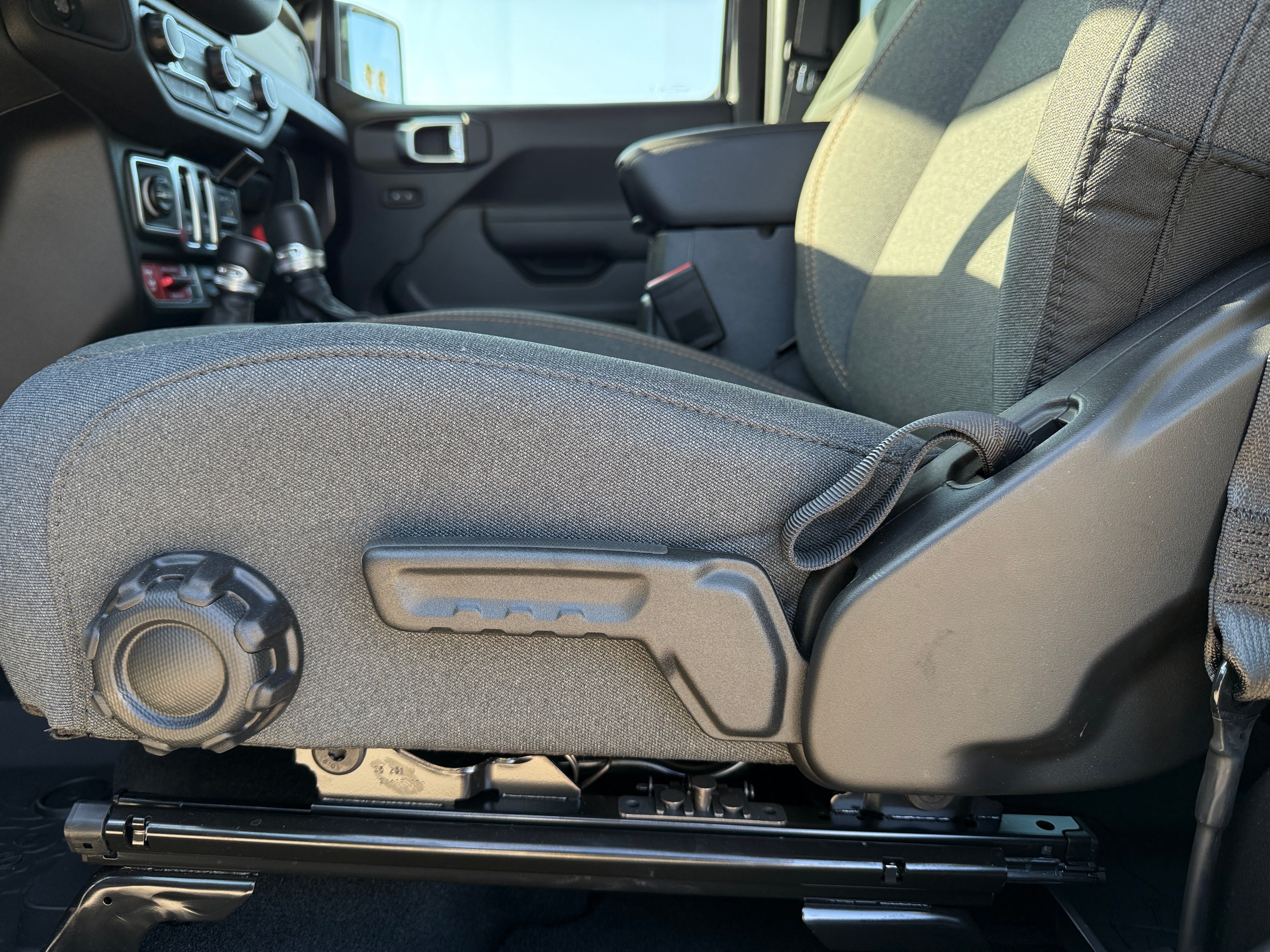 2026 Jeep Wrangler 2-Door Willys - Photo 10