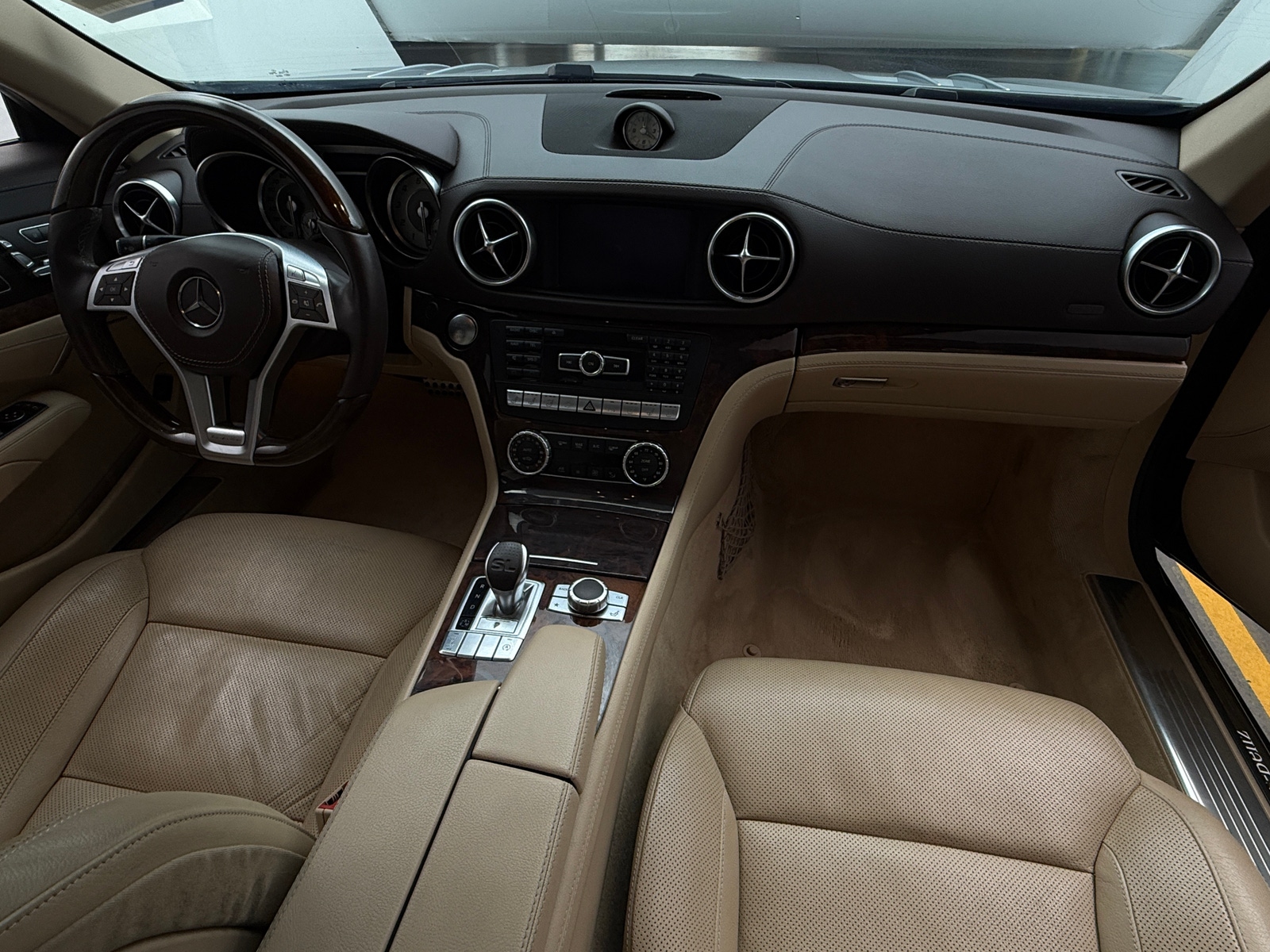 Thumbnail: 2015 Mercedes-Benz SL-Class - 2