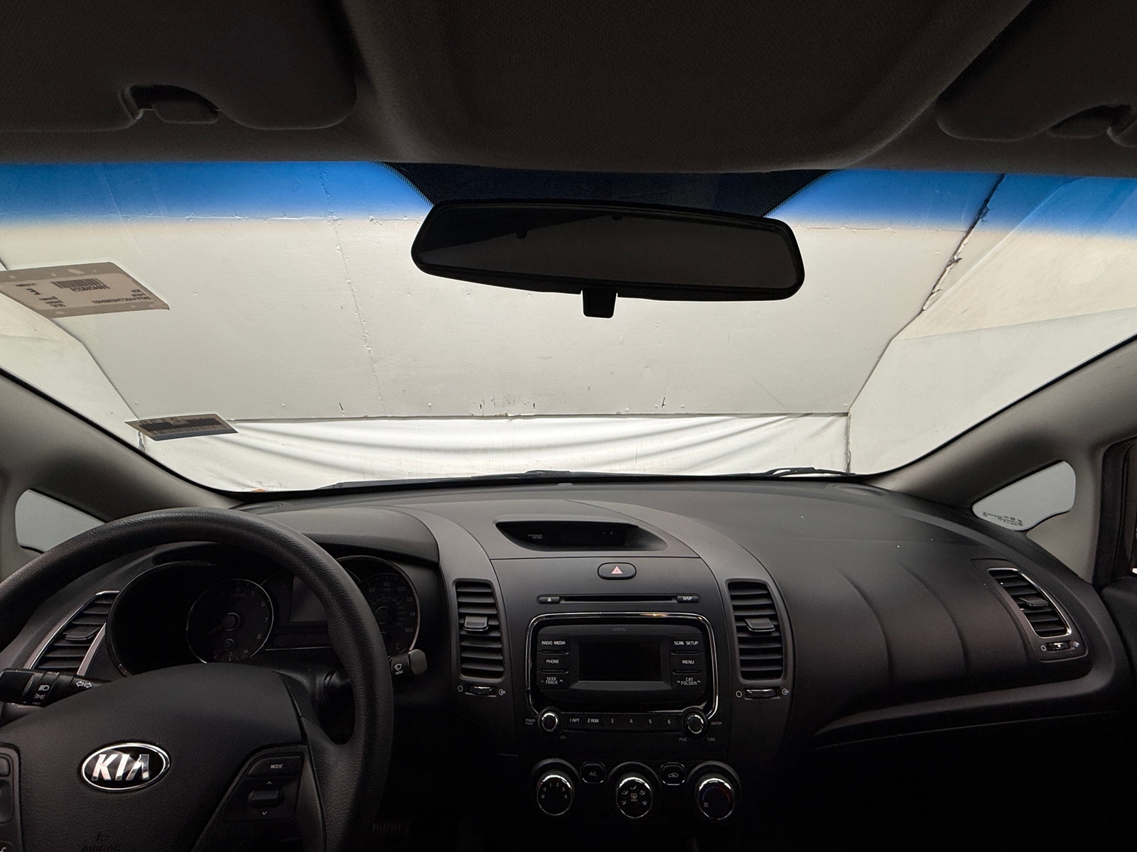 Thumbnail: 2017 Kia Forte - 3