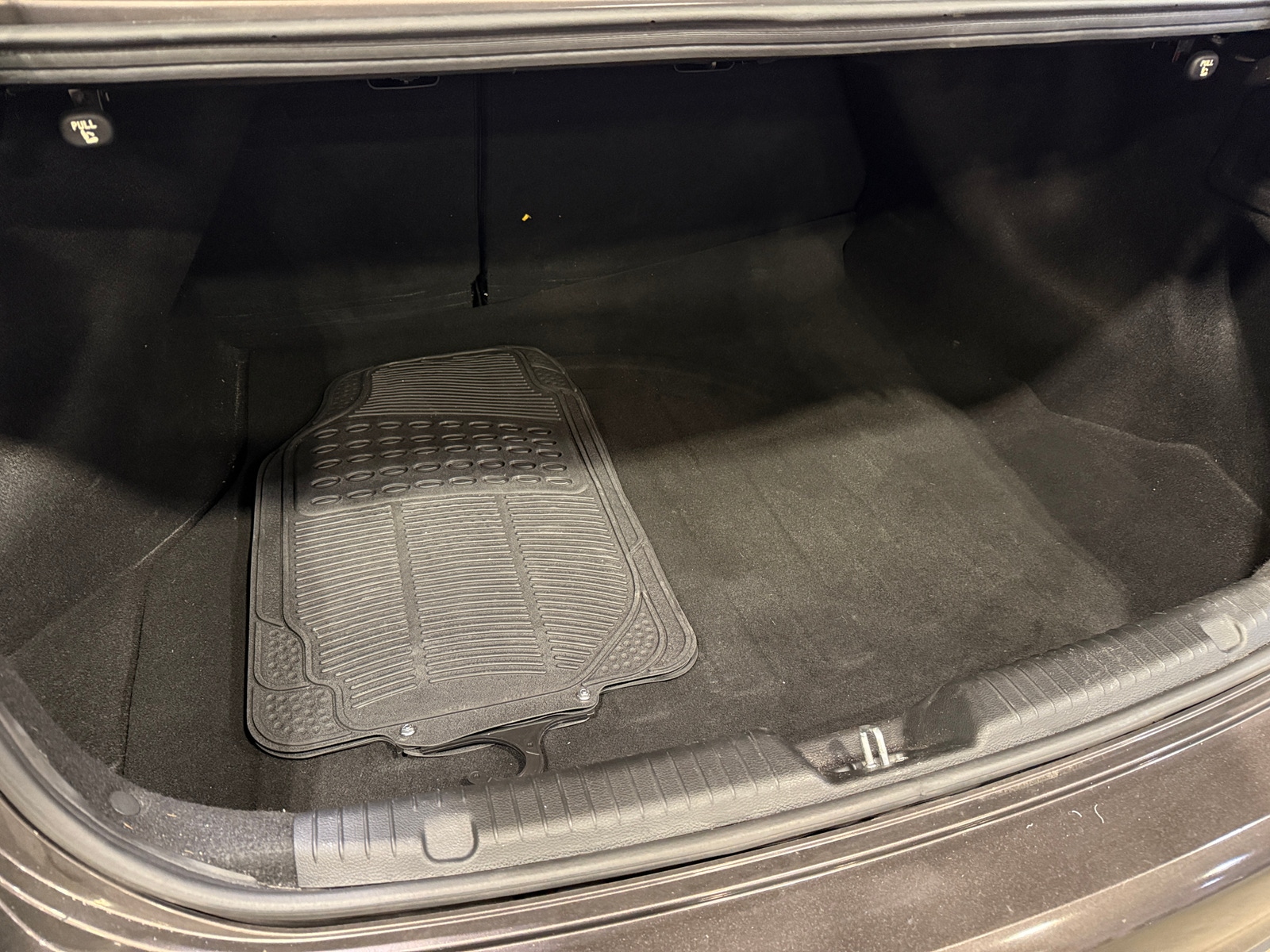 Thumbnail: 2017 Kia Forte - 7