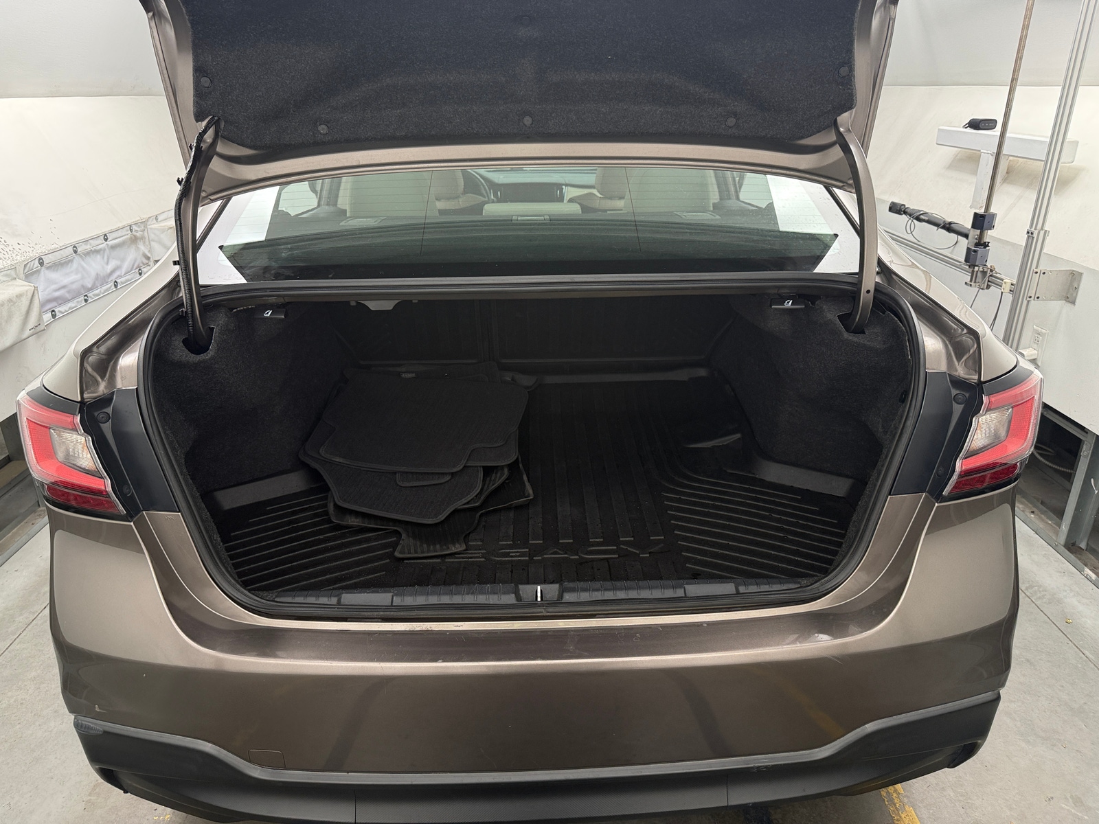 Thumbnail: 2021 Subaru Legacy - 7