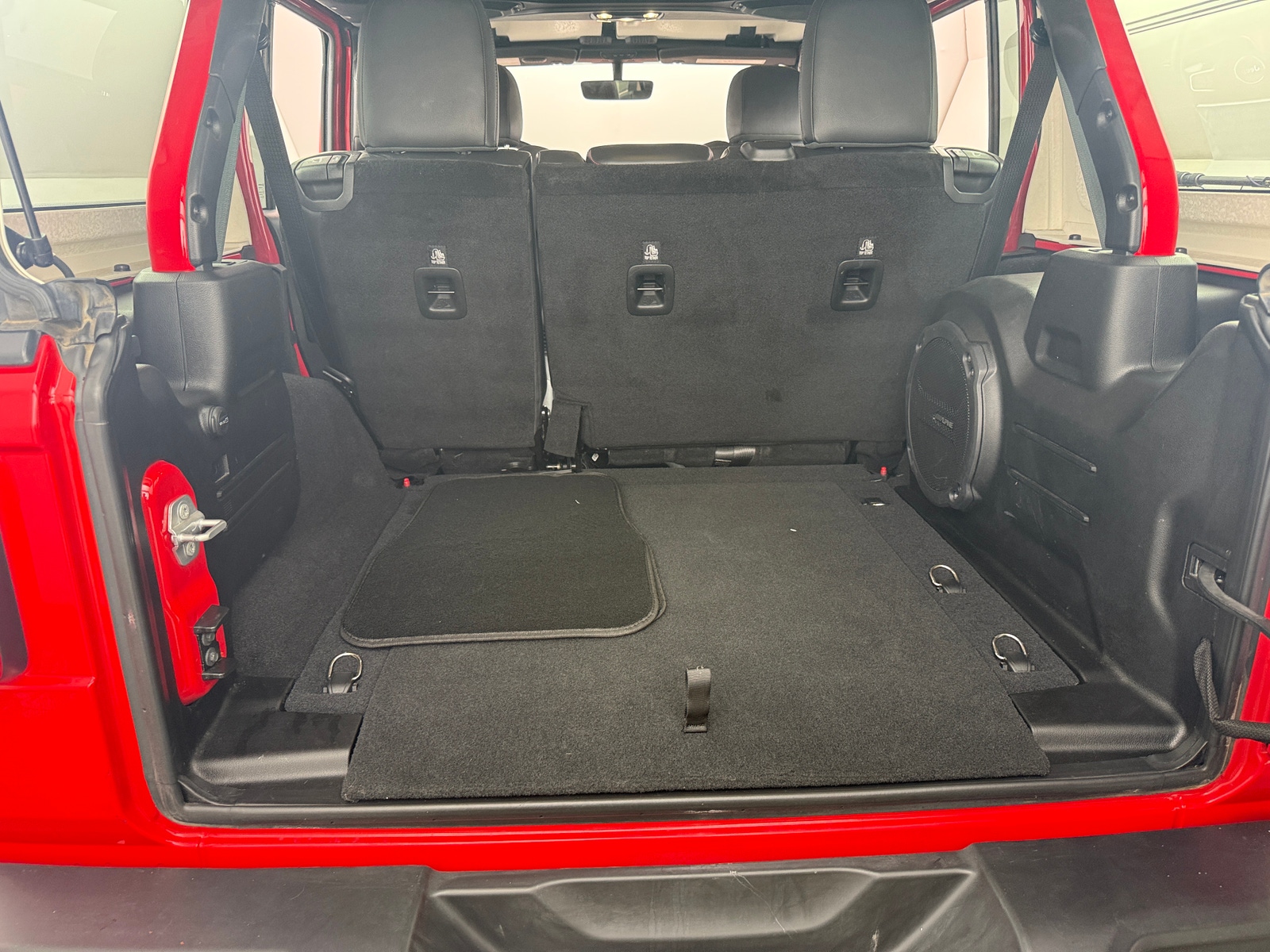 Thumbnail: 2022 Jeep Wrangler - 7