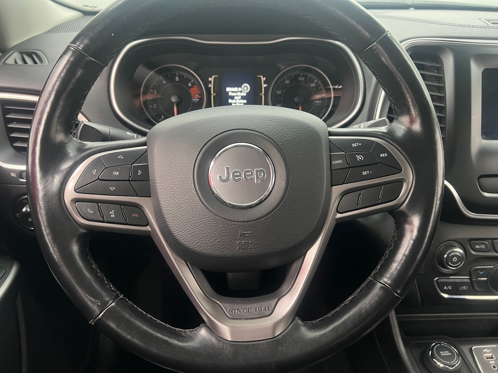 Thumbnail: 2021 Jeep Cherokee - 4