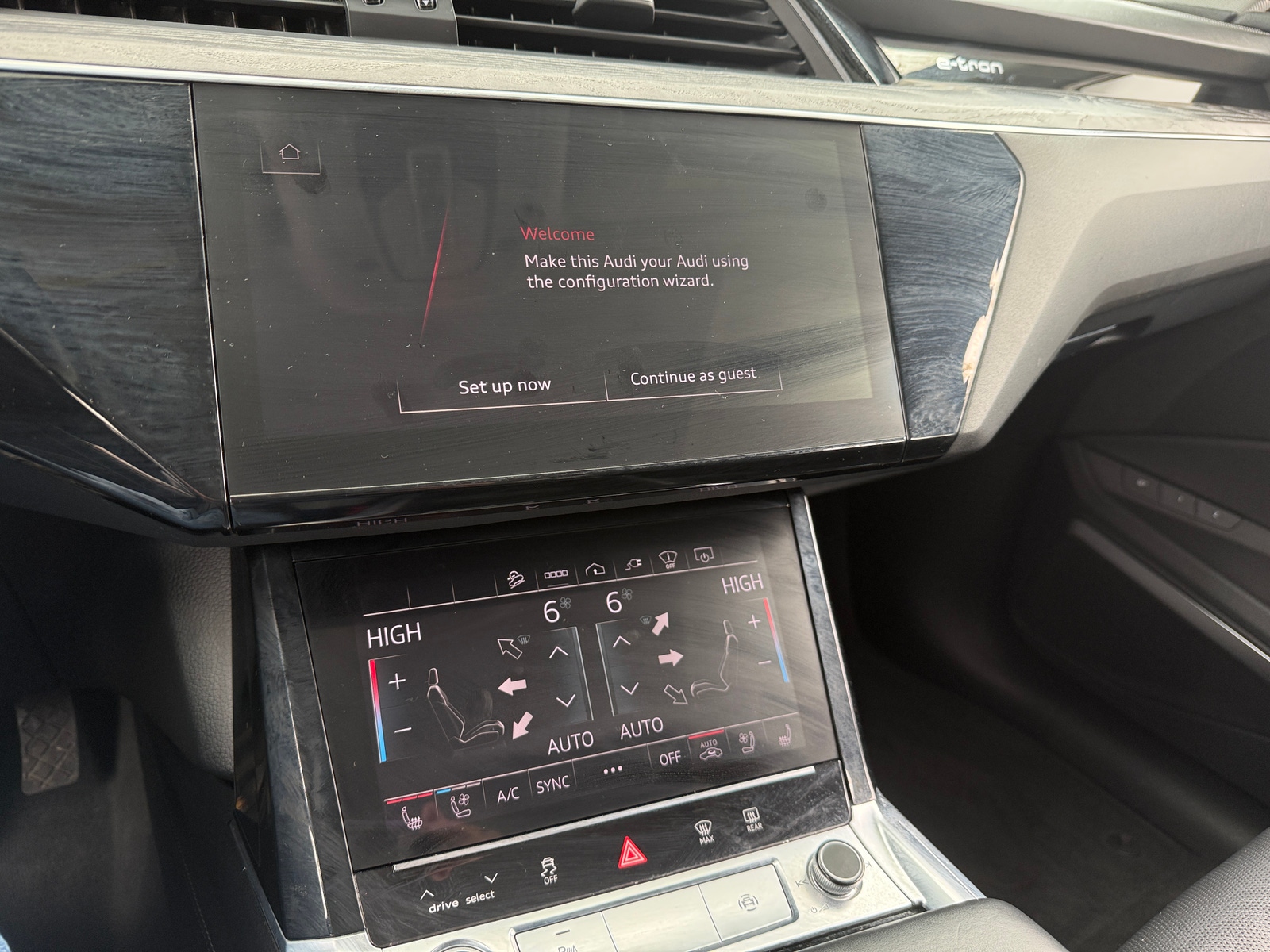 Thumbnail: 2021 Audi e-tron - 3